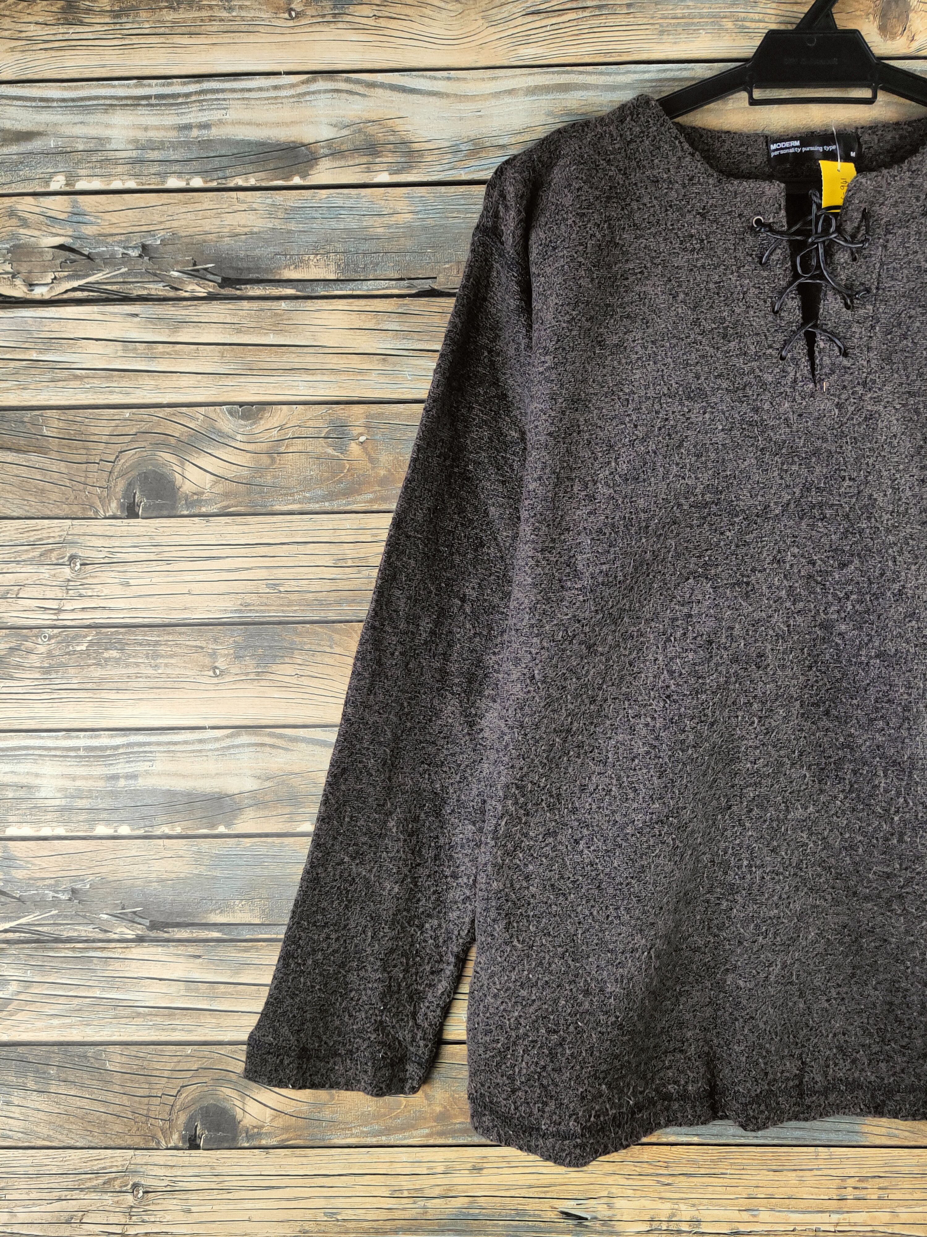 Japanese Brand DL Moderm Brown Knitwear Long Sleeve T-shirts #46-941 Size US M / EU 48-50 / 2 - 3 Thumbnail