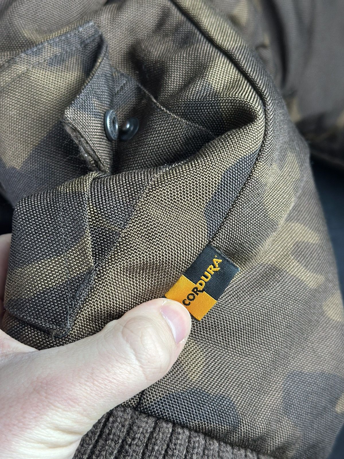 Carhartt × Vintage Vintage Carhartt Cordura Jacket Camo Men’s Size US XL / EU 56 / 4 - 7 Thumbnail