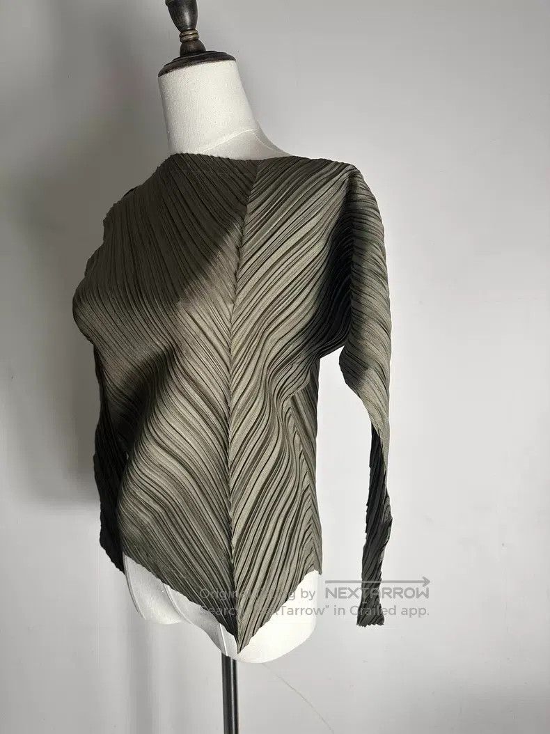 Issey Miyake Issey Miyake Classic Irregular Shaped Top Size M / US 6-8 / IT 42-44 - 5 Thumbnail
