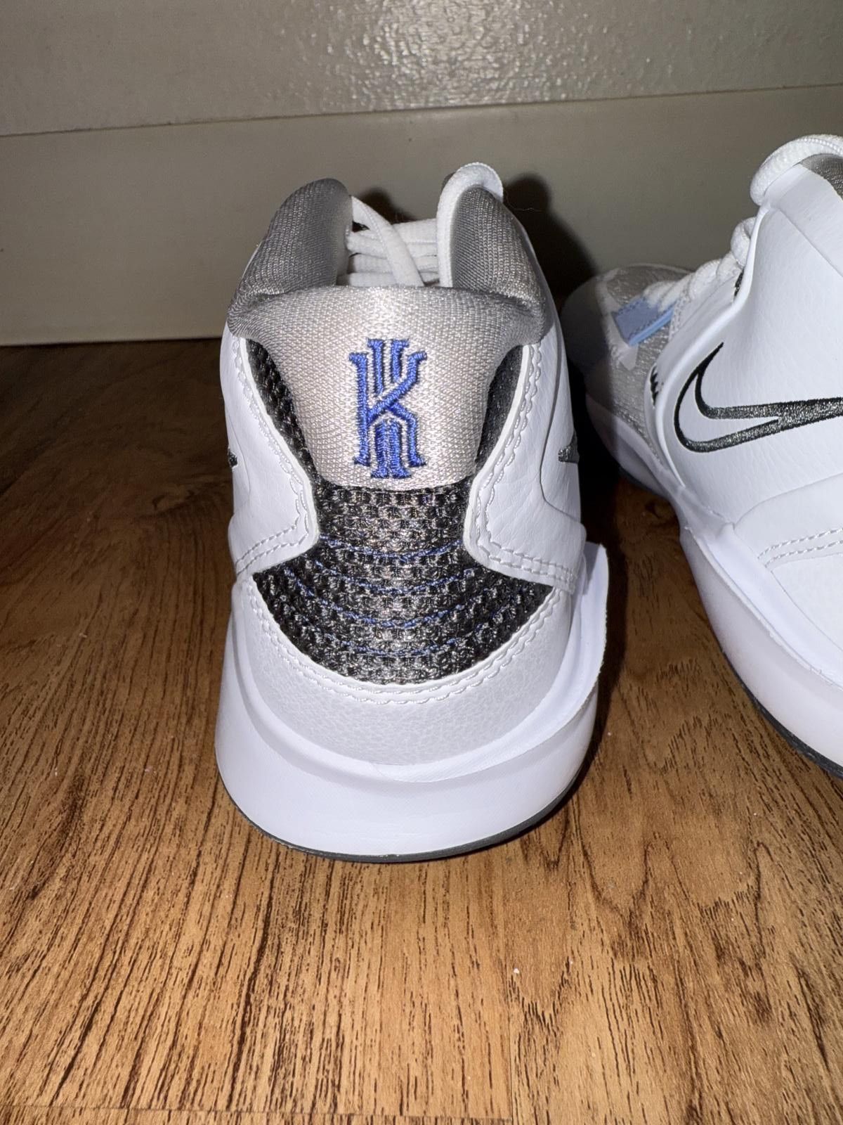 Nike Nike Kyrie Infinity Smoke And Mirror Size US 5.5 / EU 38 - 7 Thumbnail