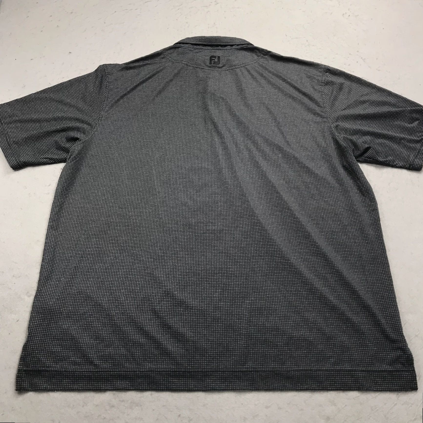 Footjoy FootJoy Polo Shirt Mens L Gray Check Houndstooth Stretch Golf No Course Logo Polo Shirt Mens L Gray Check Houndstooth Stretch Golf Logo Ladies? Size US L / EU 52-54 / 3 - 6 Thumbnail