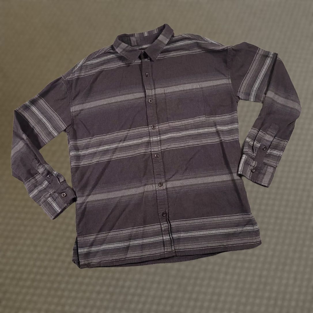Pacsun Pacsun Shirt Mens M Medium Button-Up Gray Boxy Fit Striped Long Sleeves Flannel Size US M / EU 48-50 / 2 - 1 Thumbnail
