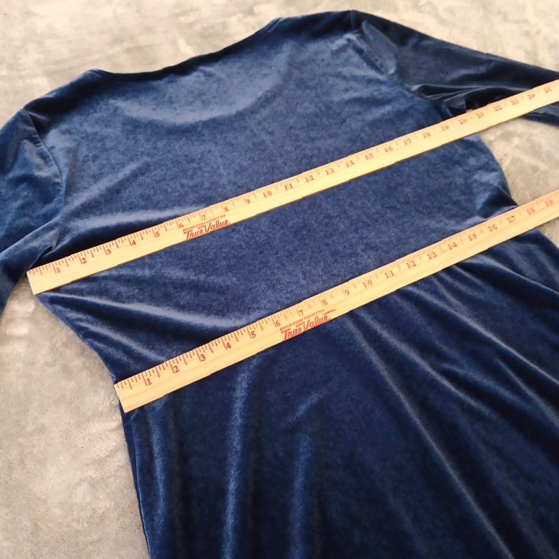 Lands' End Lands' End Dress Large Blue Velvet Fit & Flare 3/4 Sleeve Midi Pullover Women's L Blue Velvet Midi Dress Pullover Size L / US 10 / IT 46 - 7 Thumbnail
