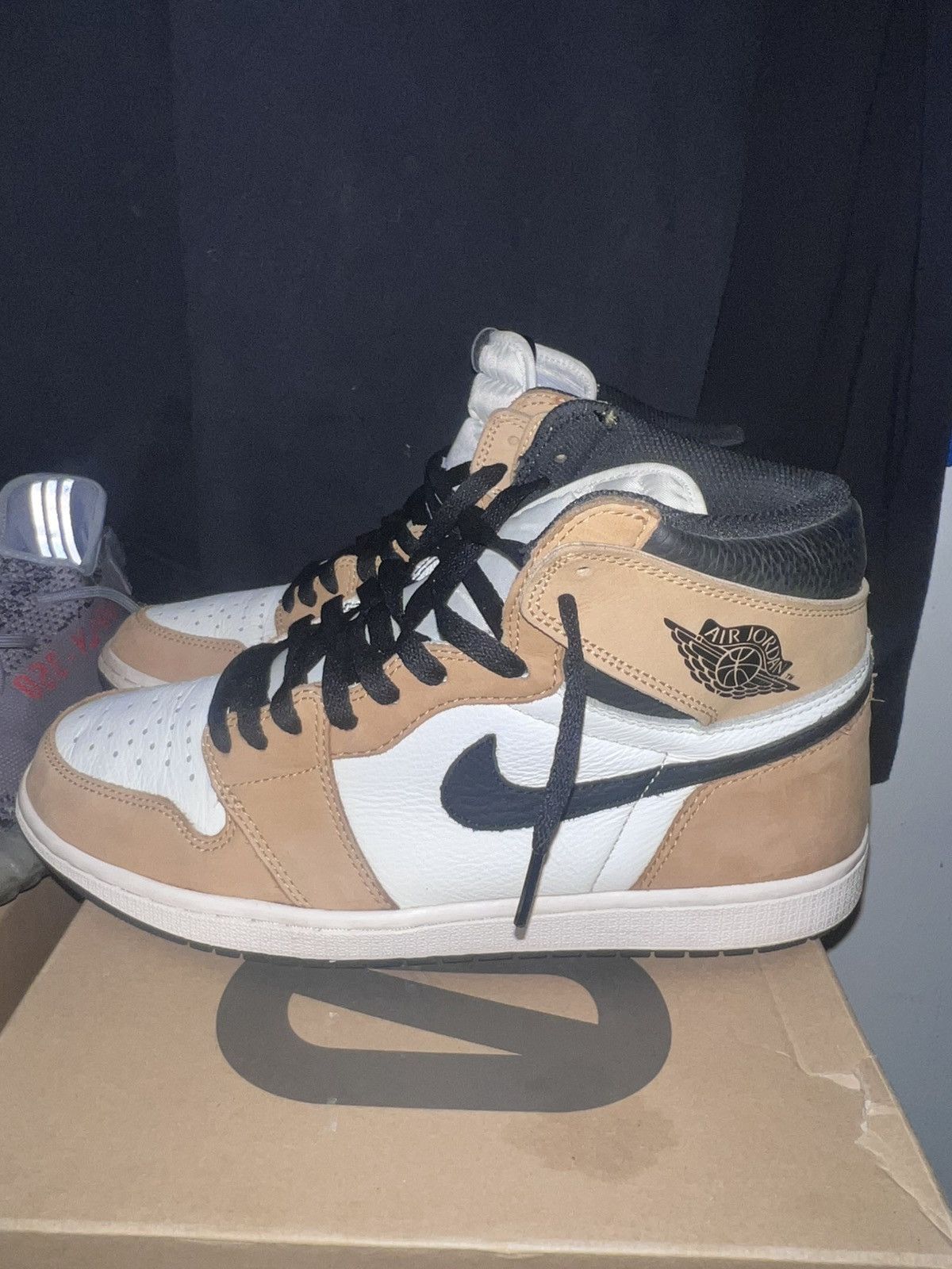 Jordan Brand Jordan rookie of the year 555088 700 Size US 11 / EU 44 - 3 Thumbnail