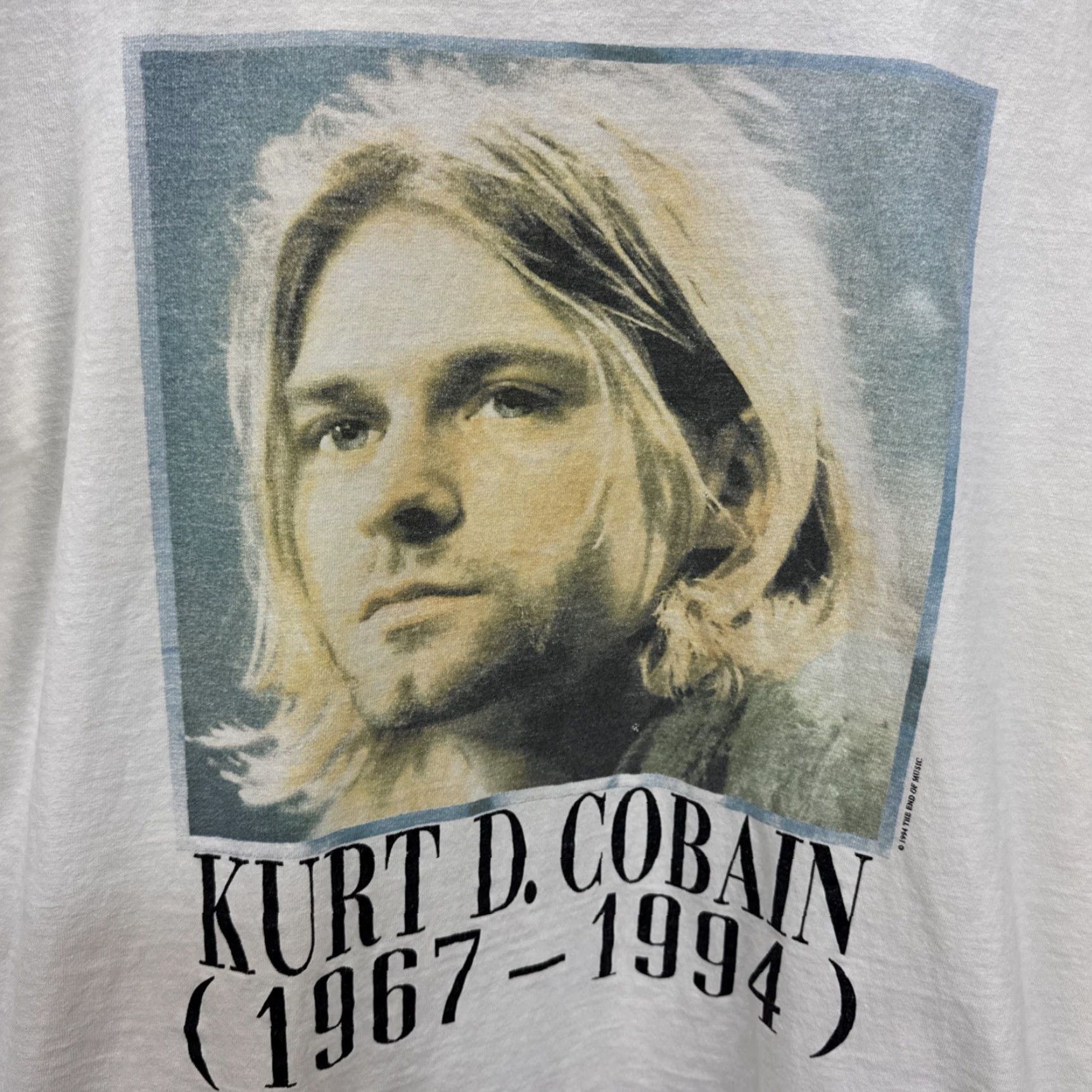Vintage VINTAGE Nirvana T Shirt Giant by Tultex 1990s Memorial Kurt Cobain Graphic Print White Large Mens Short Sleeve Crew Neck 90s Rock Mem... Size US L / EU 52-54 / 3 - 2 Thumbnail