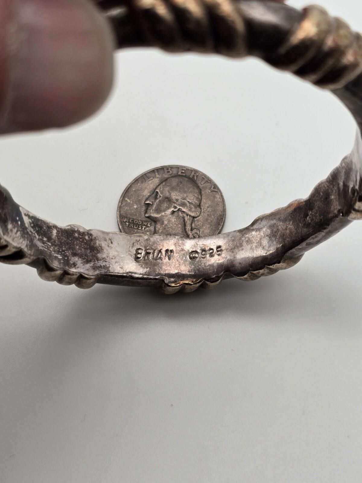 The Unbranded Brand Brian Bergner 925 Silver And Gold Plate Crosshatch Bangle Size ONE SIZE - 6 Thumbnail