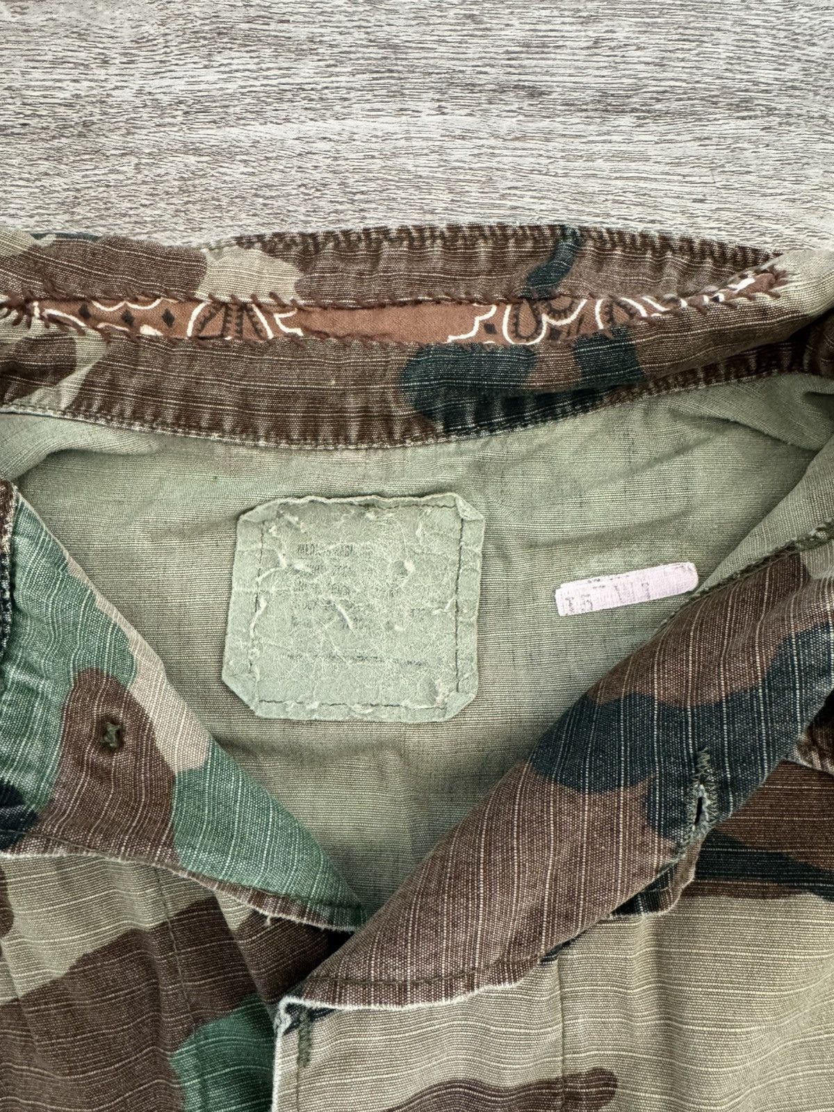 Vintage 70s US Army Ripstop Camo BDU Jacket - Sun Faded & Distressed Size US M / EU 48-50 / 2 - 3 Thumbnail