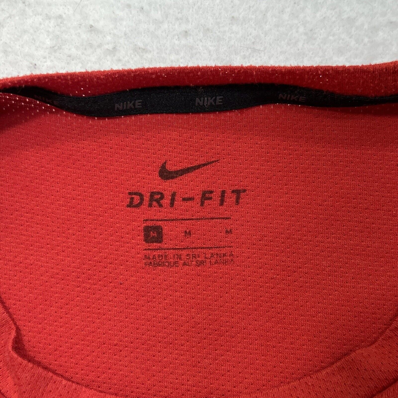 Nike Nike Dri Fit Men's Medium Athletic Swoosh Logo T Shirt Size US M / EU 48-50 / 2 - 3 Thumbnail