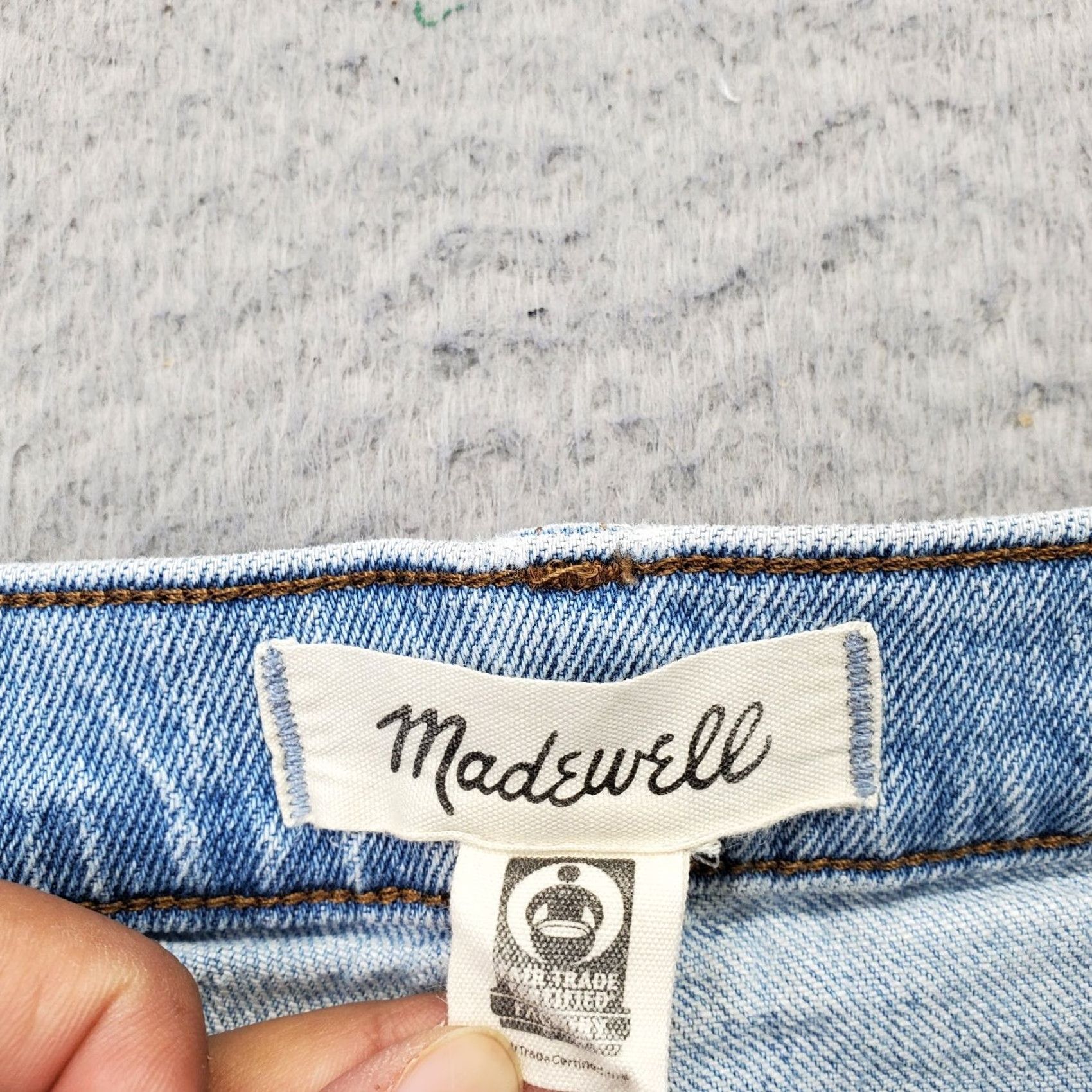 Madewell Madewell Crop Jeans Womens 24 Blue Denim Slim Fit High Rise Distressed Basic Five-Pocket Design Hem Cropped Size 24 Womens Jeans Size 42" / US 20 - 7 Thumbnail