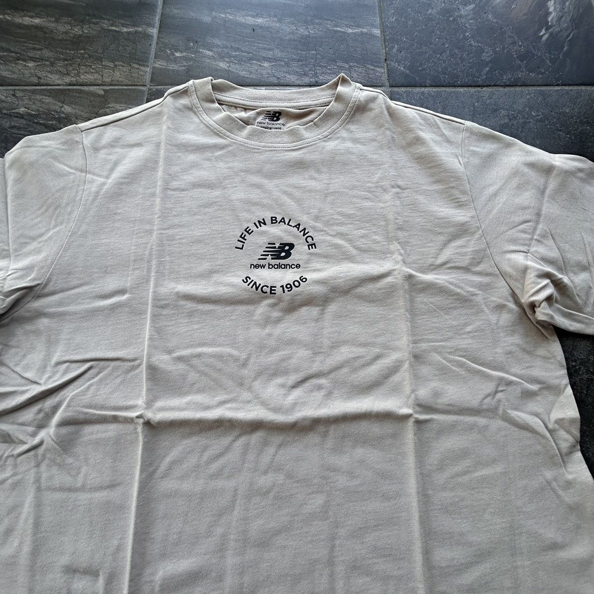 New Balance New Balance Life In Balance Beige Spell-Out Athletic T-shirt Size US S / EU 44-46 / 1 - 2 Thumbnail