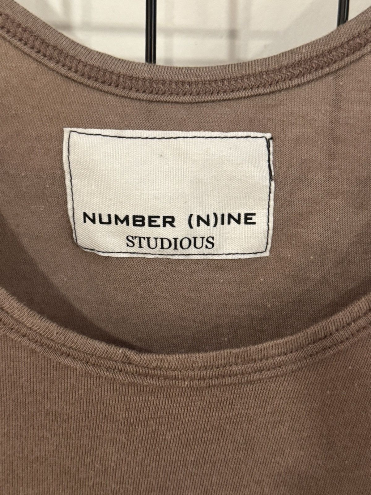Number (N)ine tank top from the Number (N)ine x Studious collaboration. Size US XXS / EU 40 - 3 Thumbnail