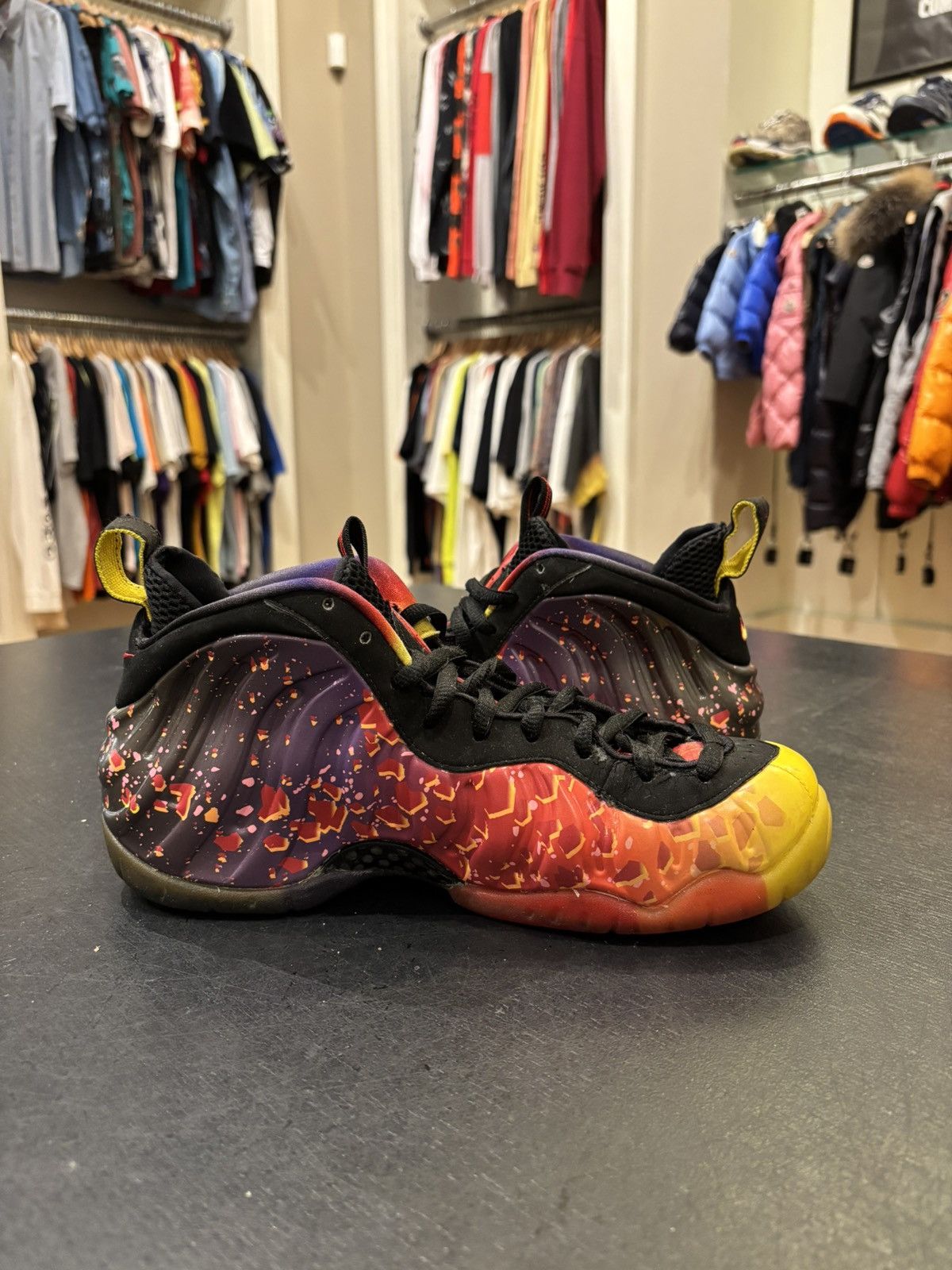 Nike Nike Air Foamposite Pro ‘Area 72 Asteroid’ Size US 8.5 / EU 41-42 - 4 Thumbnail