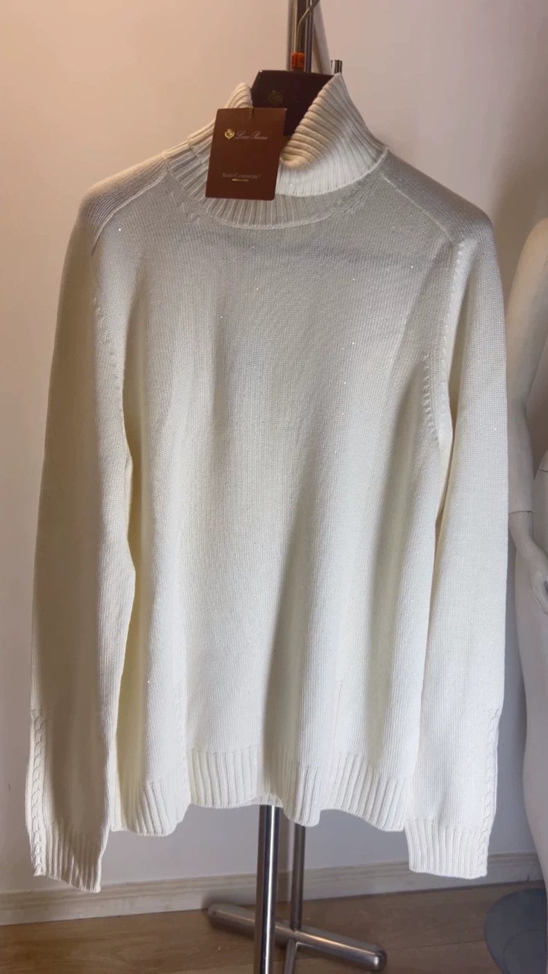Loro Piana LORO PIANA Little cashmere sequined sweater Size M / US 6-8 / IT 42-44 - 1 Thumbnail