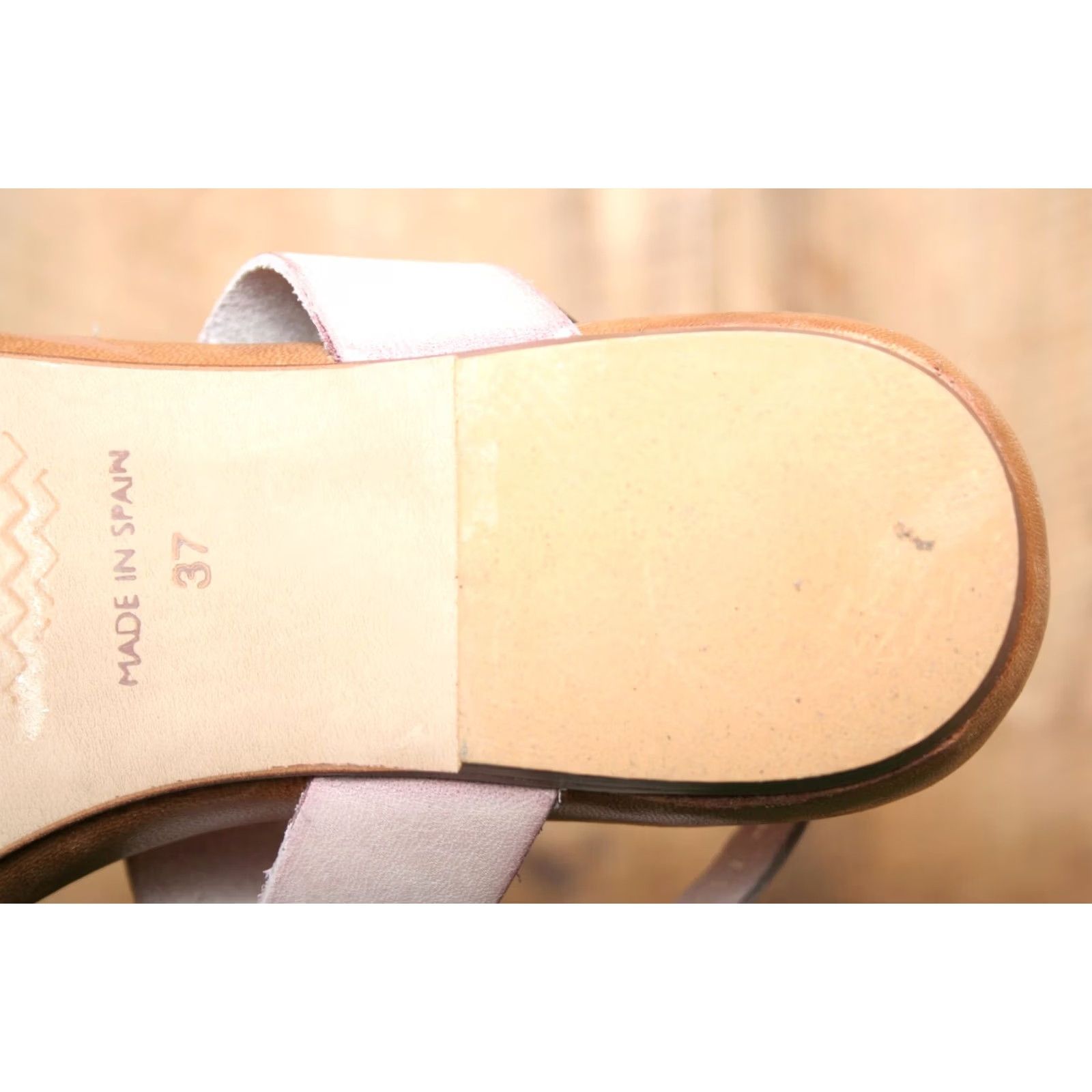 Vintage Cordani Light Rose Pink Slingback Sandals EUR 37 US 6.5-7 Leather Buckle Women Size US 6.5 / IT 36.5 - 6 Thumbnail