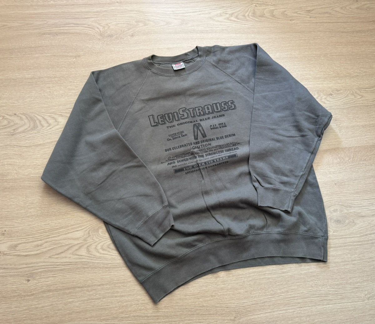 Levi's Vintage 90’s Levi’s USA Western Faded Sweatshirt Size US L / EU 52-54 / 3 - 1 Thumbnail