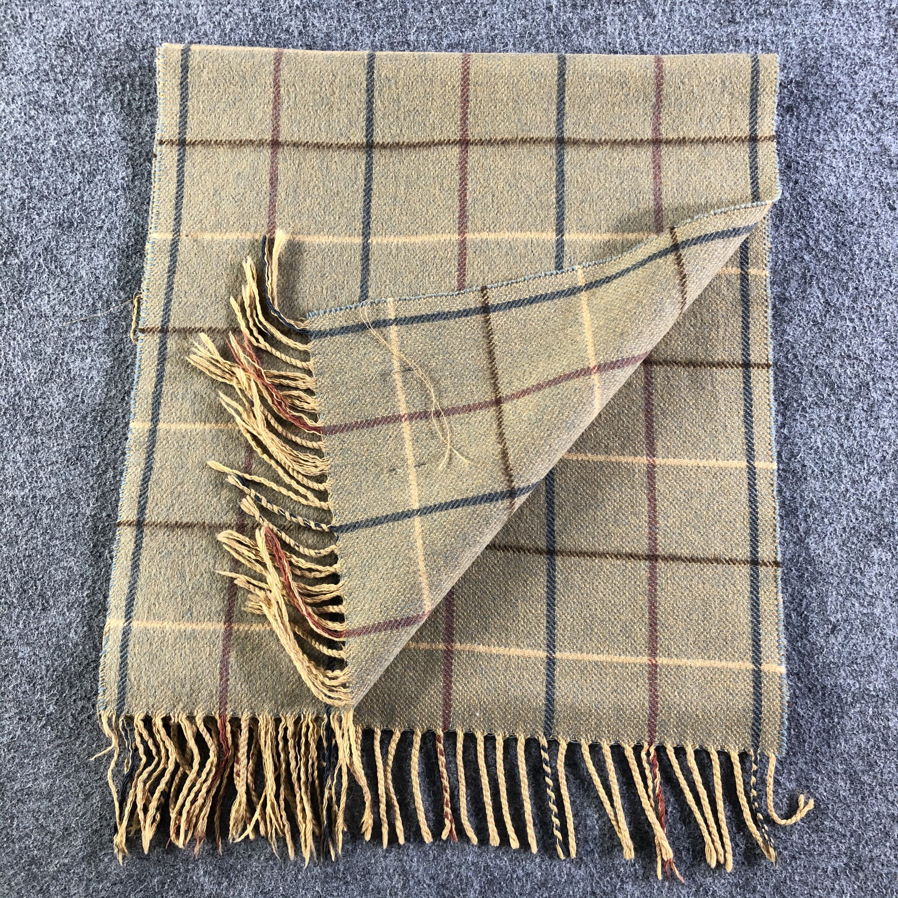 Burberry Burberrys Scarf / Muffler / Neckwear P442 Size ONE SIZE - 5 Thumbnail