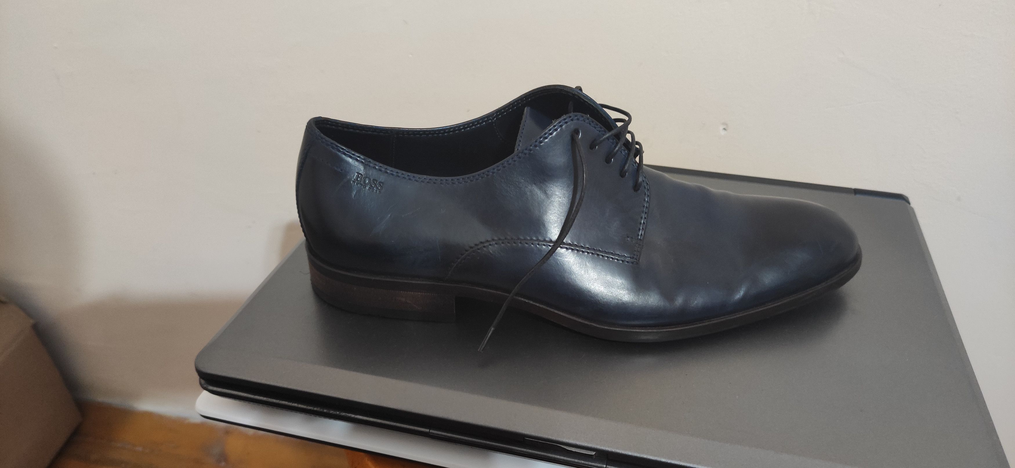 Hugo Boss The men's shoes Hugo Boss Size US 7 / EU 40 - 10 Thumbnail