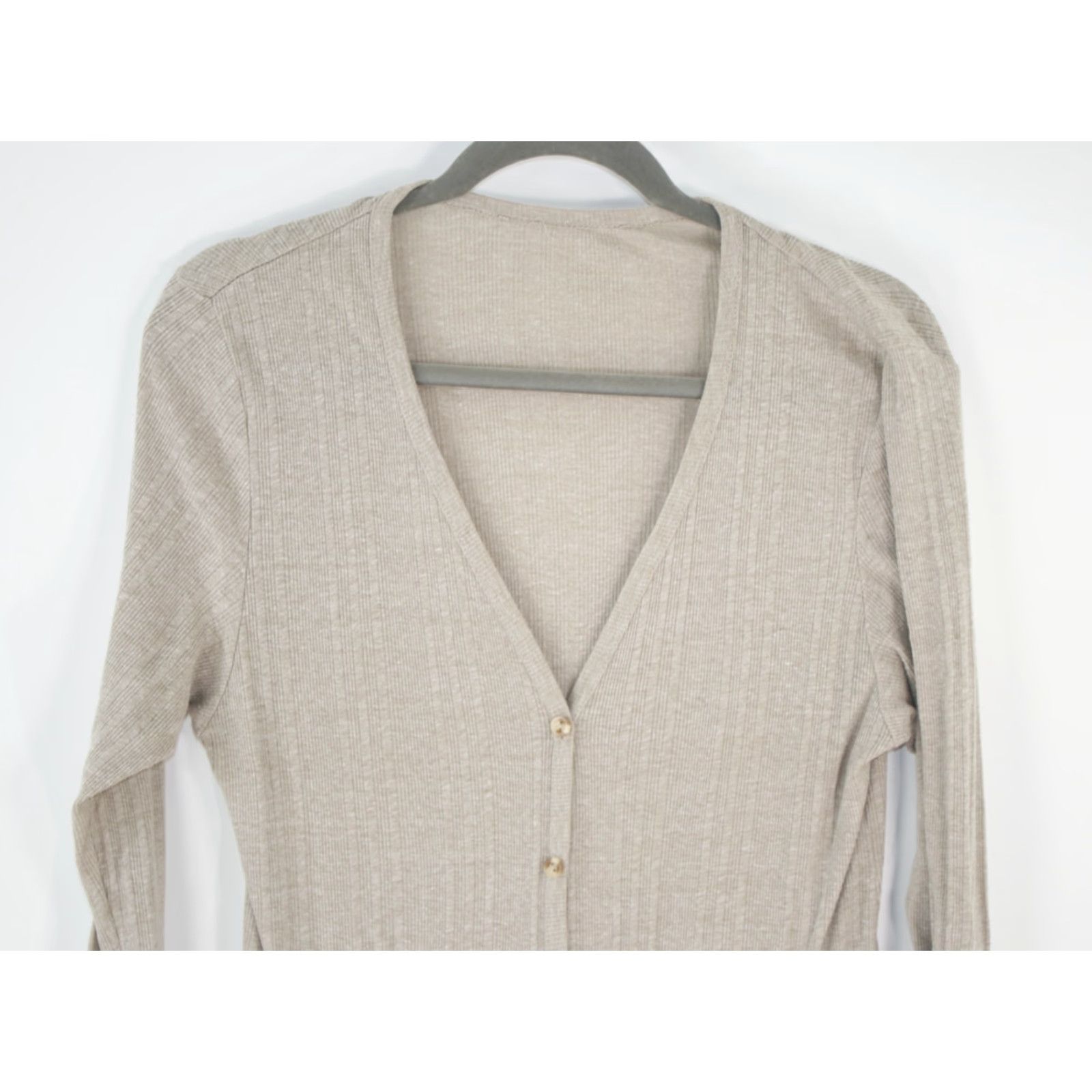 Essentials Womens Essentials Cardigan Sweater Long Button Front V-Neck Beige M NWOT Size XXL / US 16-18 / IT 52-54 - 3 Thumbnail