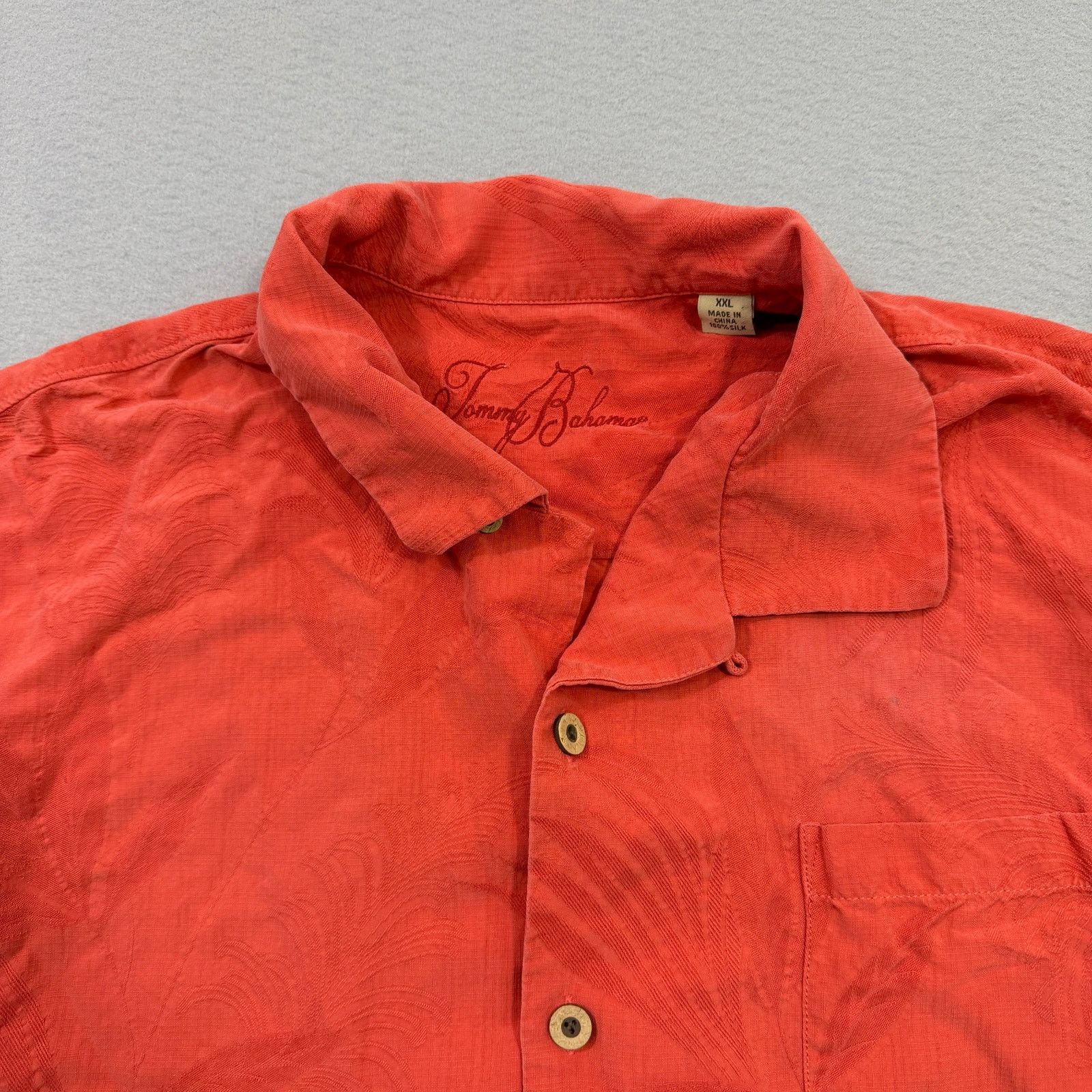 Tommy Bahama Tommy Bahama Hawaiian Shirt Men's 2XL Floral Silk Loop Size US XXL / EU 58 / 5 - 3 Thumbnail
