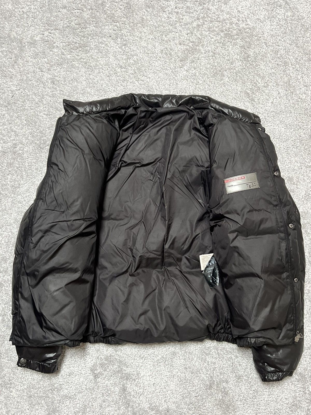 Prada Prada Black Shiny Triangle Logo Down Jacket Size M Size US M / EU 48-50 / 2 - 7 Thumbnail