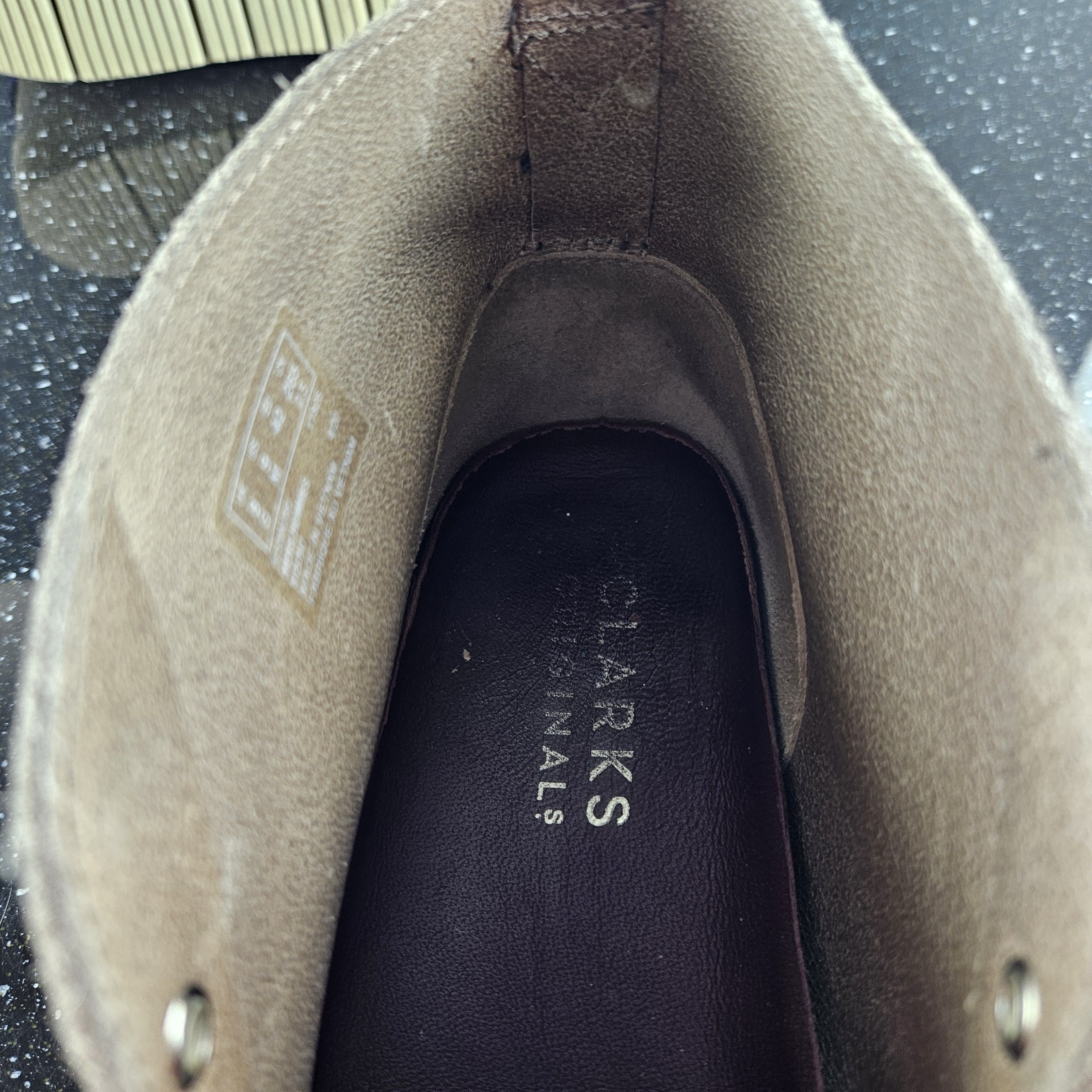 Clarks Clarks Chukka boots beige leather Size US 9 / EU 42 - 7 Thumbnail