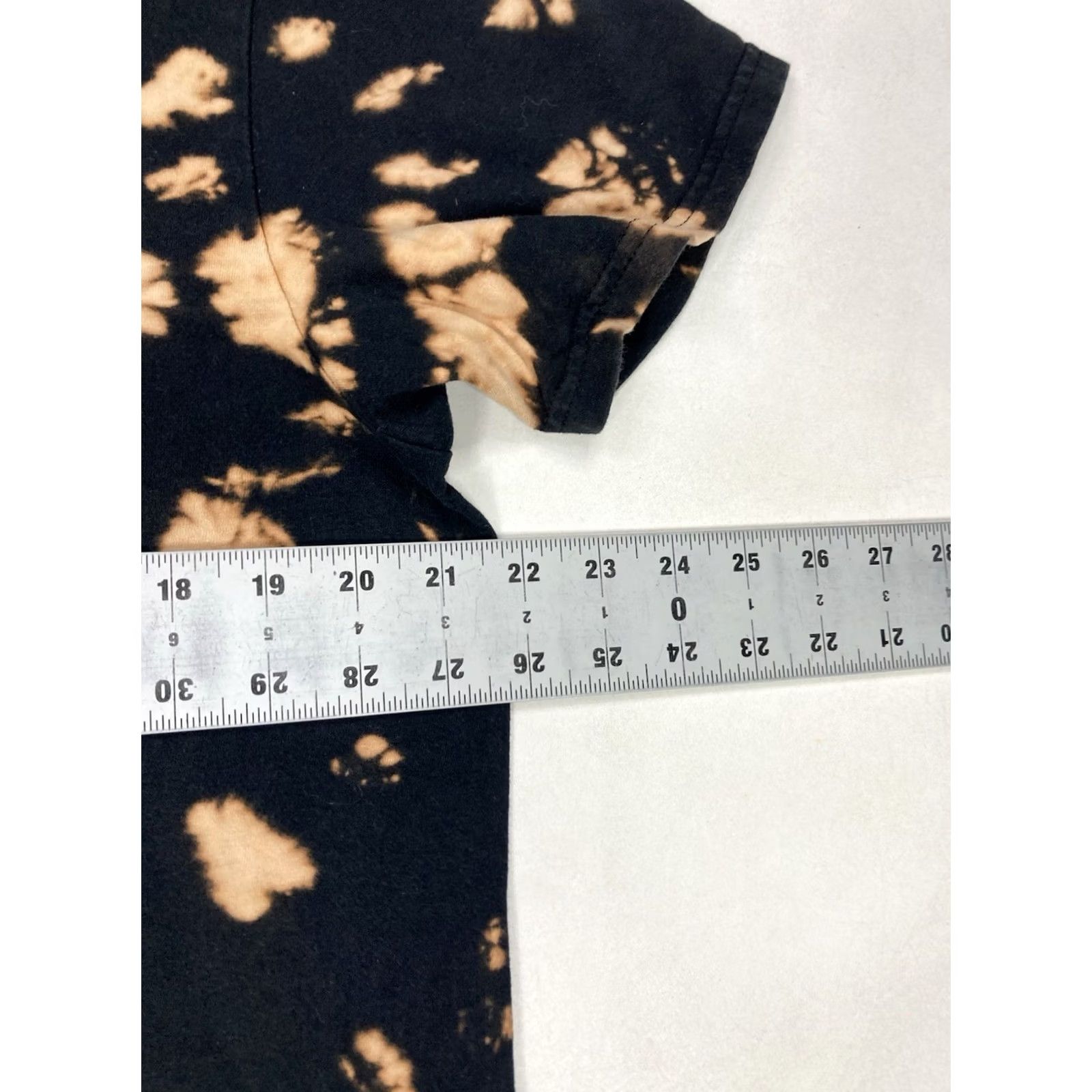Vintage VINTAGE The Rolling Stones Graphic T-shirt Women Large Black Tie Dye Music Size L / US 10 / IT 46 - 6 Thumbnail