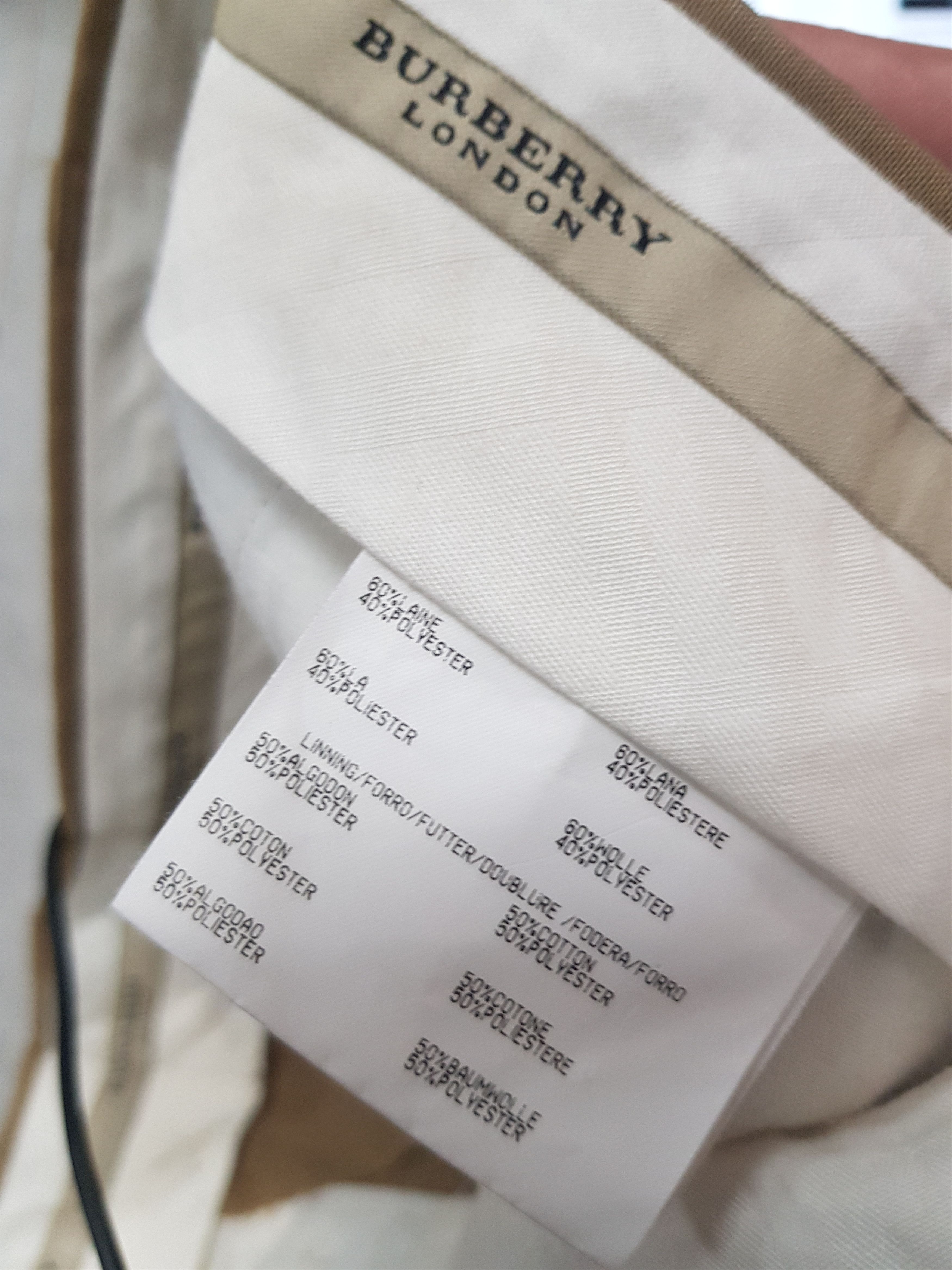 Burberry × Designer × Vintage 90s Burberry Vintage beige Baggy pleated chino Trousers Size US 35 - 7 Thumbnail