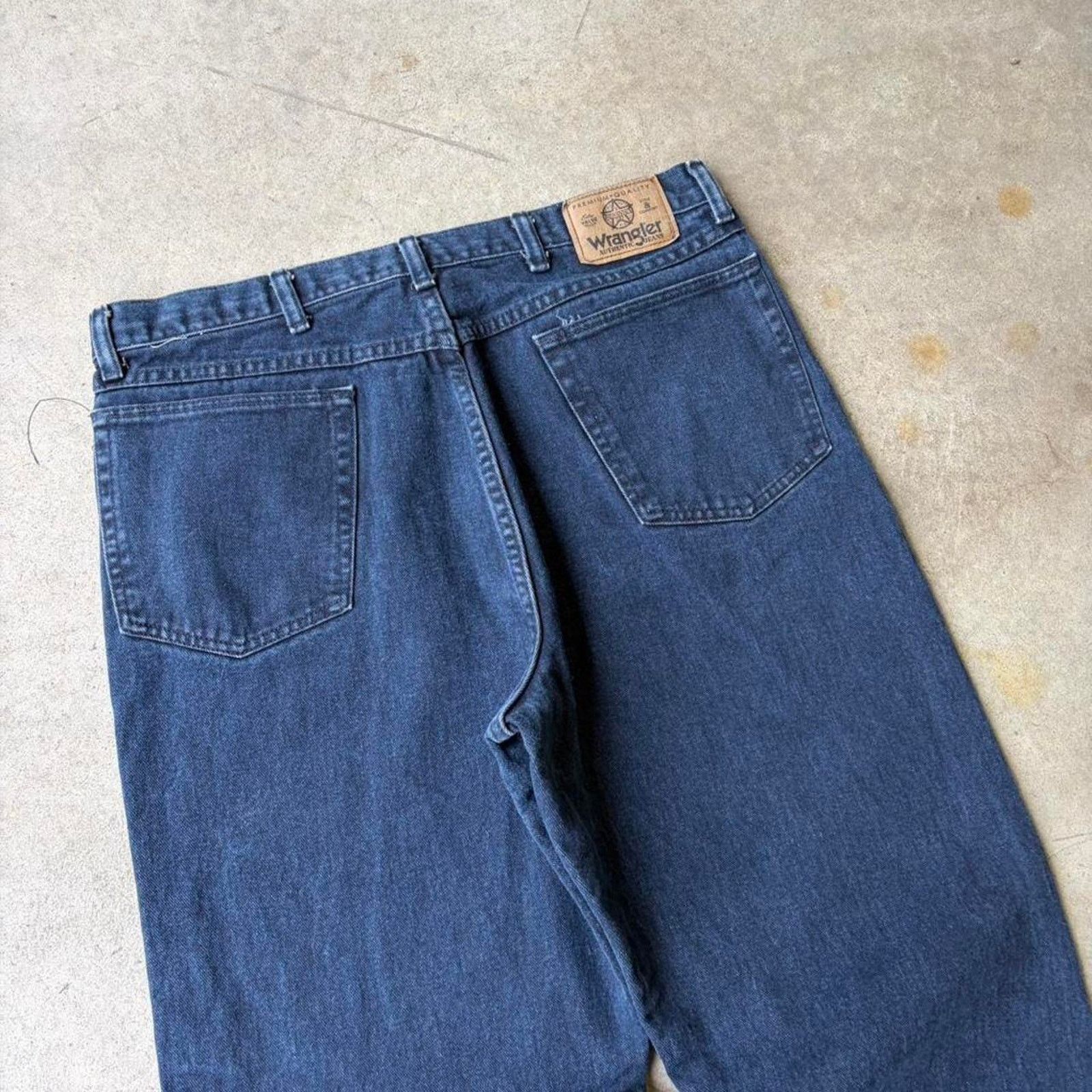 Wrangler 90s wrangler hero dark wash jeans Size US 36 / EU 52 - 3 Thumbnail