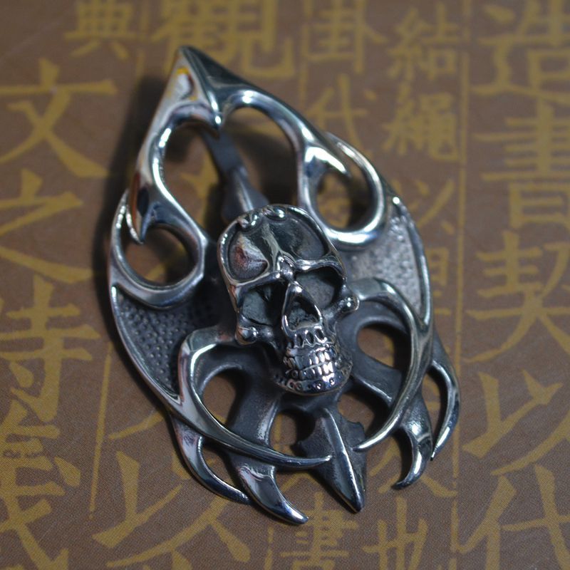 Other Skull Dark STEAL! Y2K Chains Necklace Chain Size ONE SIZE - 1 Thumbnail