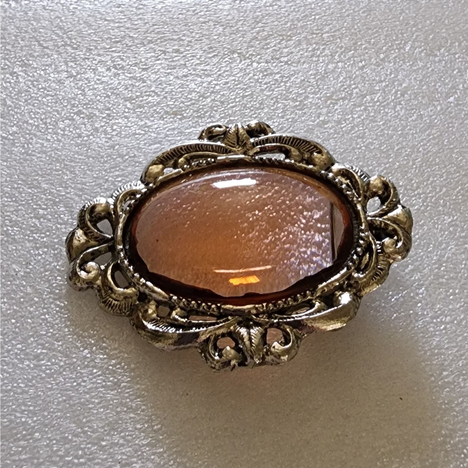 Nordstrom Vintage Metal Brooch w/ Pink Brooch Victorian Jewelry Size ONE SIZE - 3 Thumbnail
