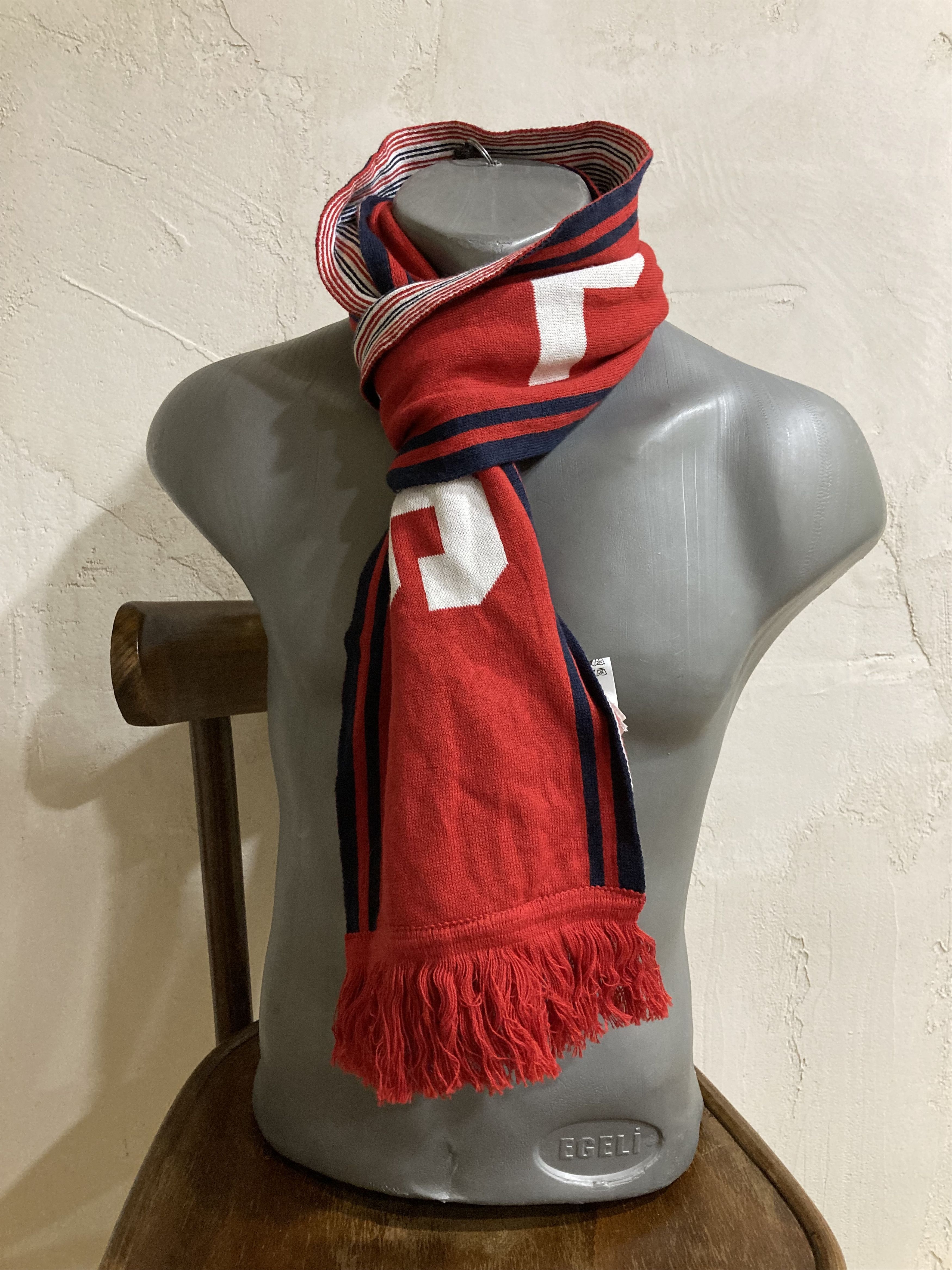 Peanuts Peanuts X Cyrillus Paris Snoopy Long Red Scarves Size ONE SIZE - 2 Thumbnail