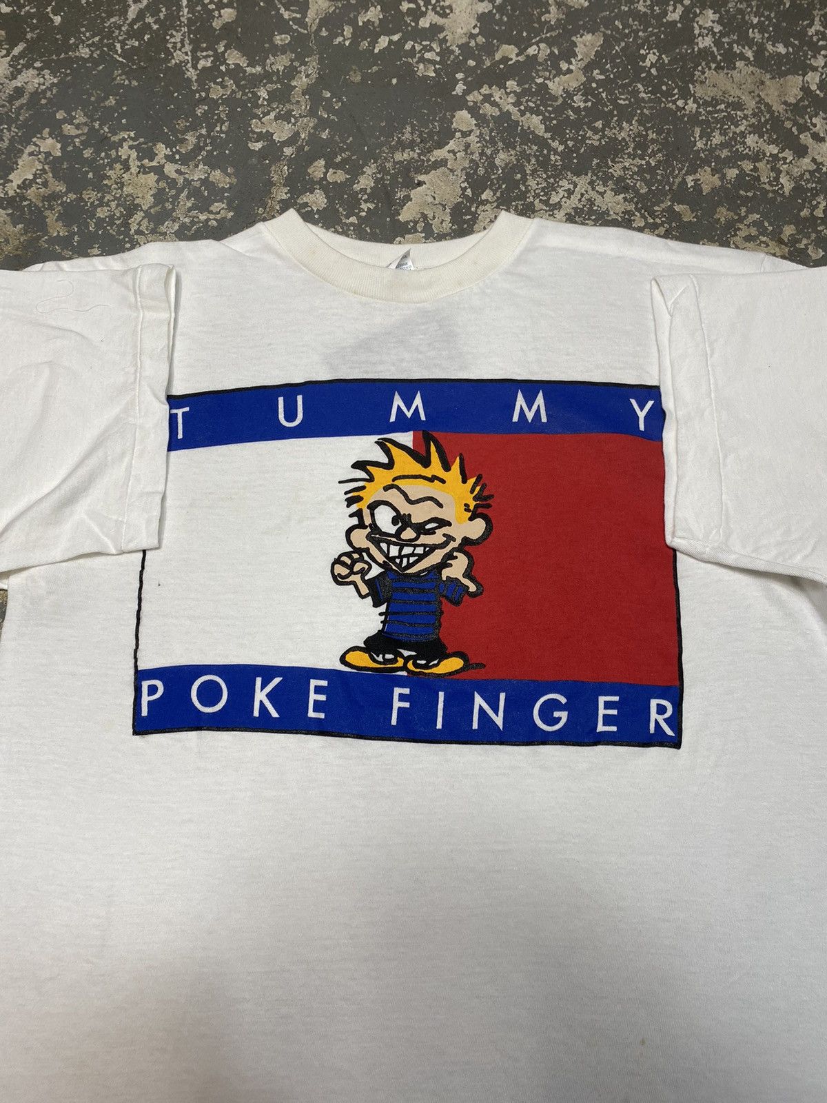 Japanese Brand × Vintage Vintage Tummy Poke Finger Calvin And Hobbes Parody 90 Tshirt Size US L / EU 52-54 / 3 - 3 Thumbnail