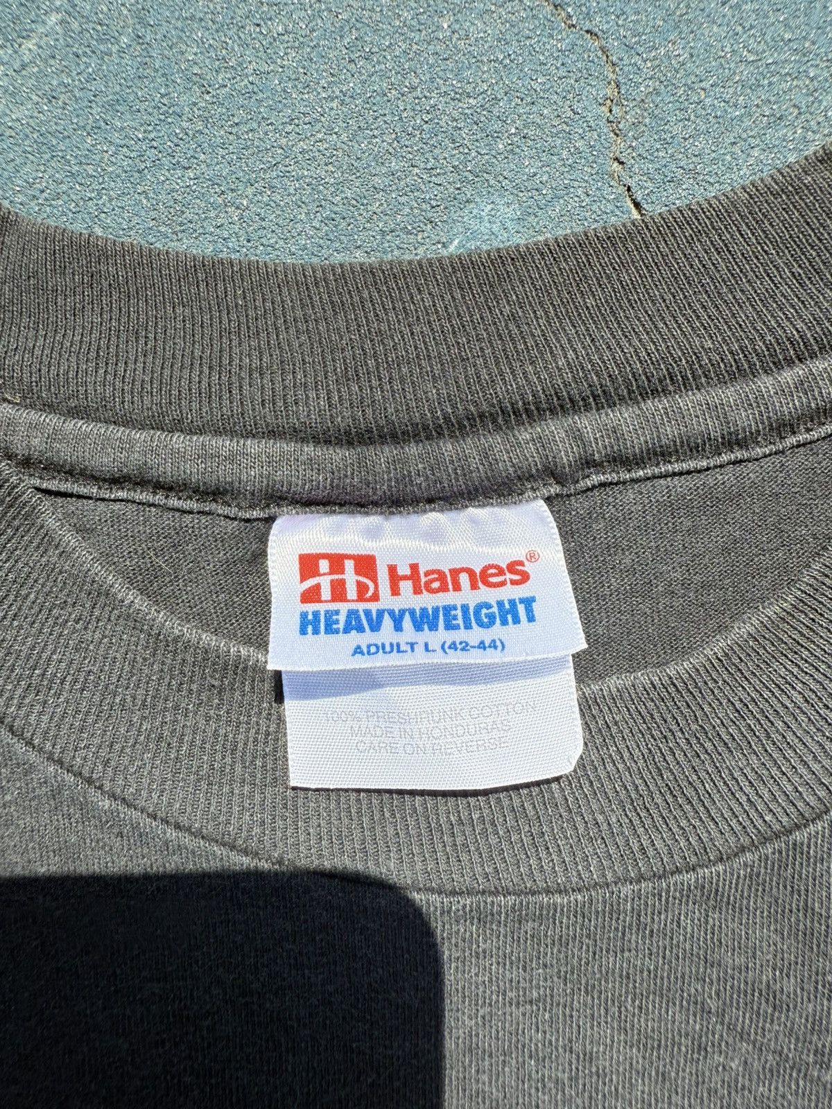 Hanes Vintage 1997 Batman & Robins Tshirt. Size US L / EU 52-54 / 3 - 4 Thumbnail