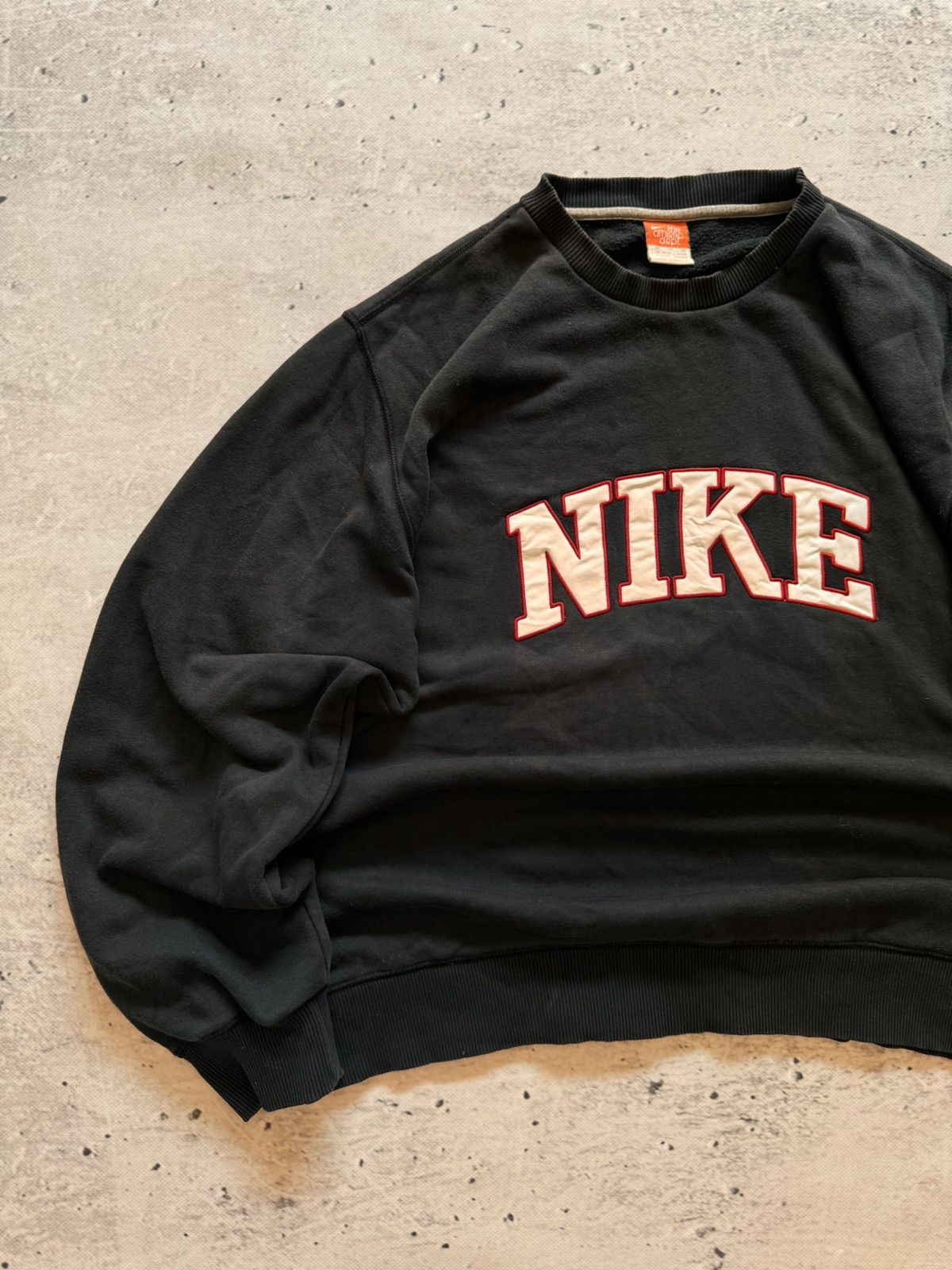 Nike × Vintage NIKE VINTAGE CENTER LOGO OVERSIZE BOXY SWEATSHIRT Size US XL / EU 56 / 4 - 2 Thumbnail