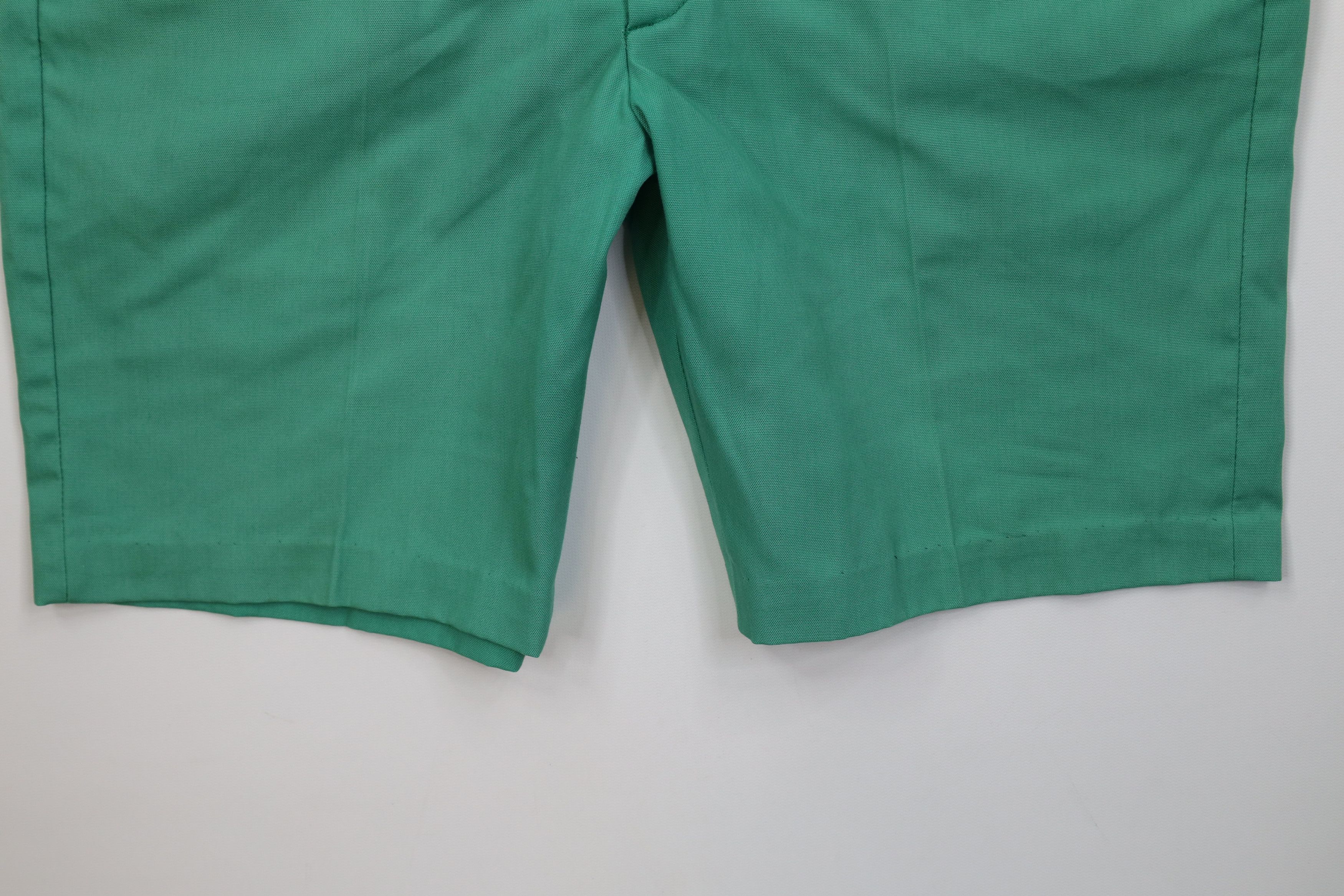 Vintage Vintage 70s Streetwear Above Knee Chino Golf Shorts USA Size US 32 / EU 48 - 4 Thumbnail