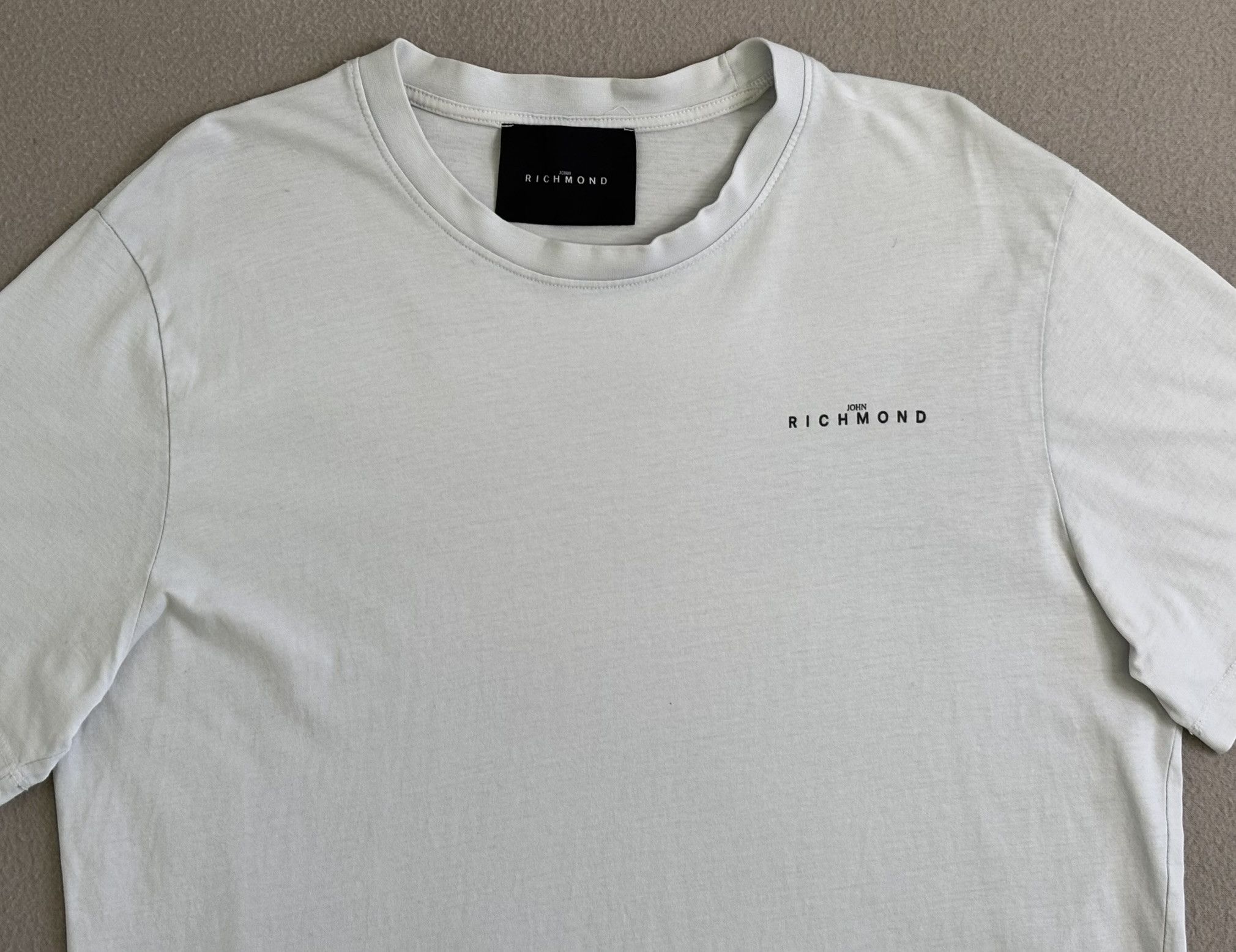 John Richmond John Richmond White T-shirt Size. XXL Size US XXL / EU 58 / 5 - 6 Thumbnail