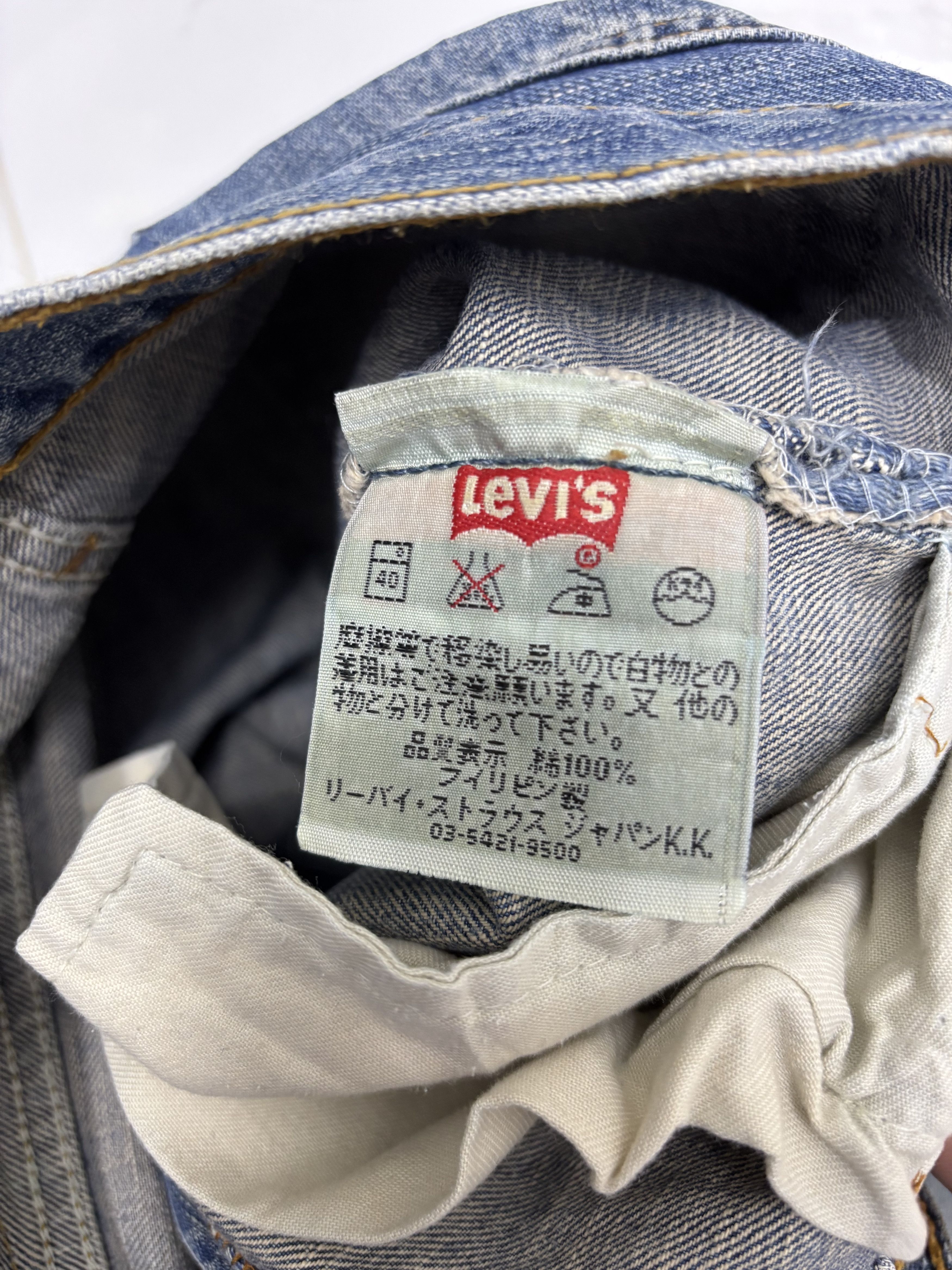 Levi's Vintage Levis 501 Distressed Denim Faded Jean Size US 29 - 11 Thumbnail