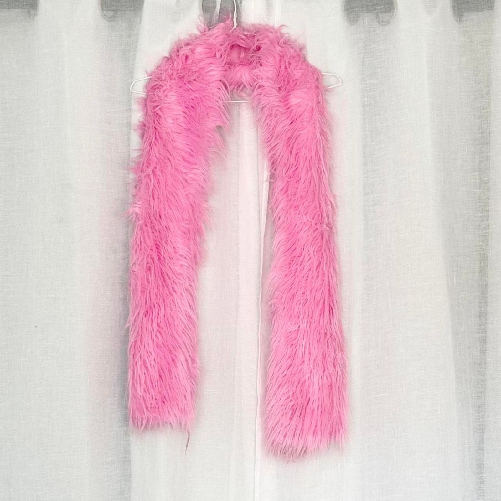 Other ⋆ ˚｡⋆୨୧˚ hot pink faux fur scarf ˚୨୧⋆｡˚ ⋆ Size ONE SIZE - 2 Thumbnail