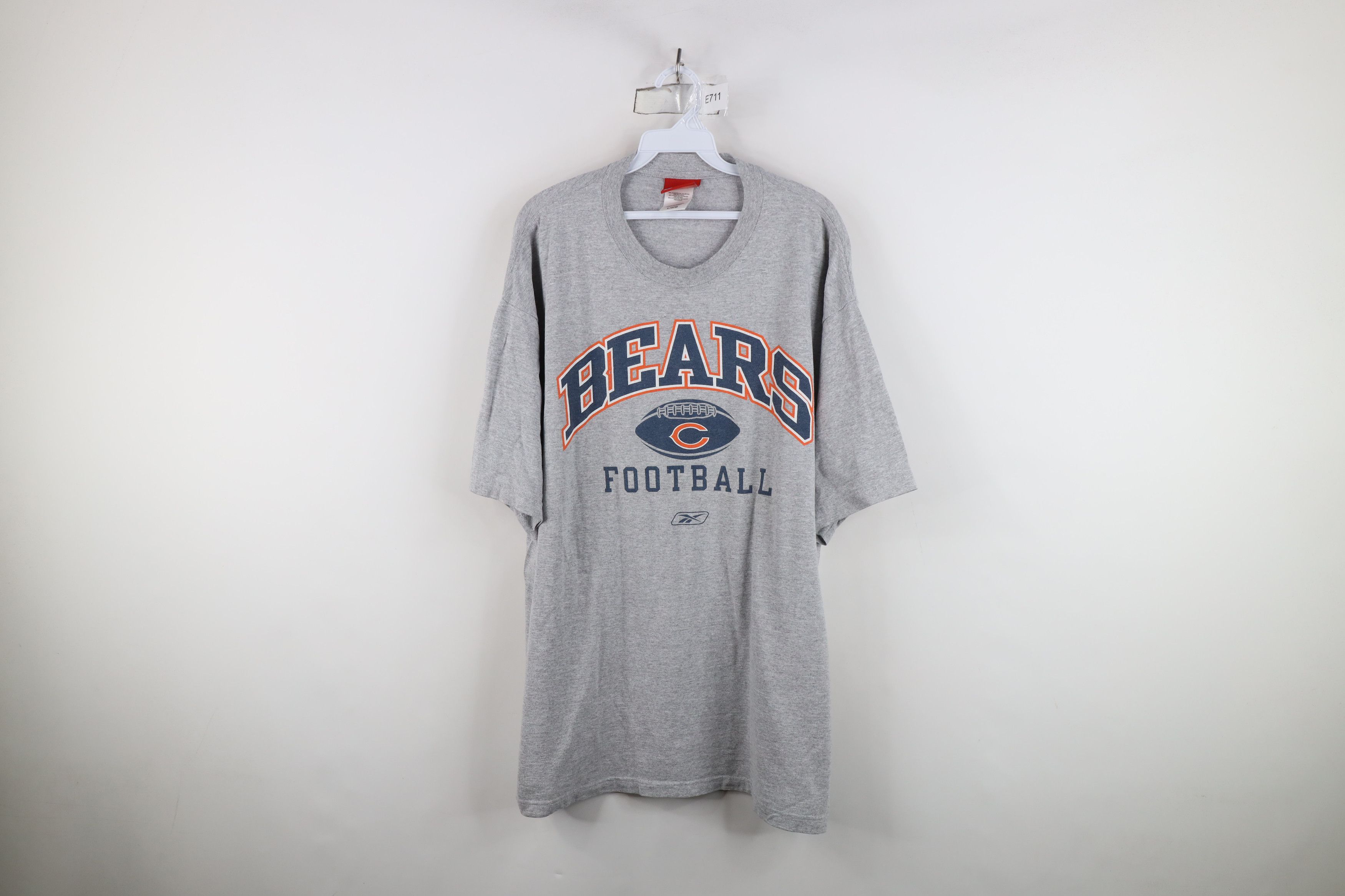 Reebok Vintage Reebok Spell Out Chicago Bears Football T-Shirt Gray Size US L / EU 52-54 / 3 - 1 Thumbnail