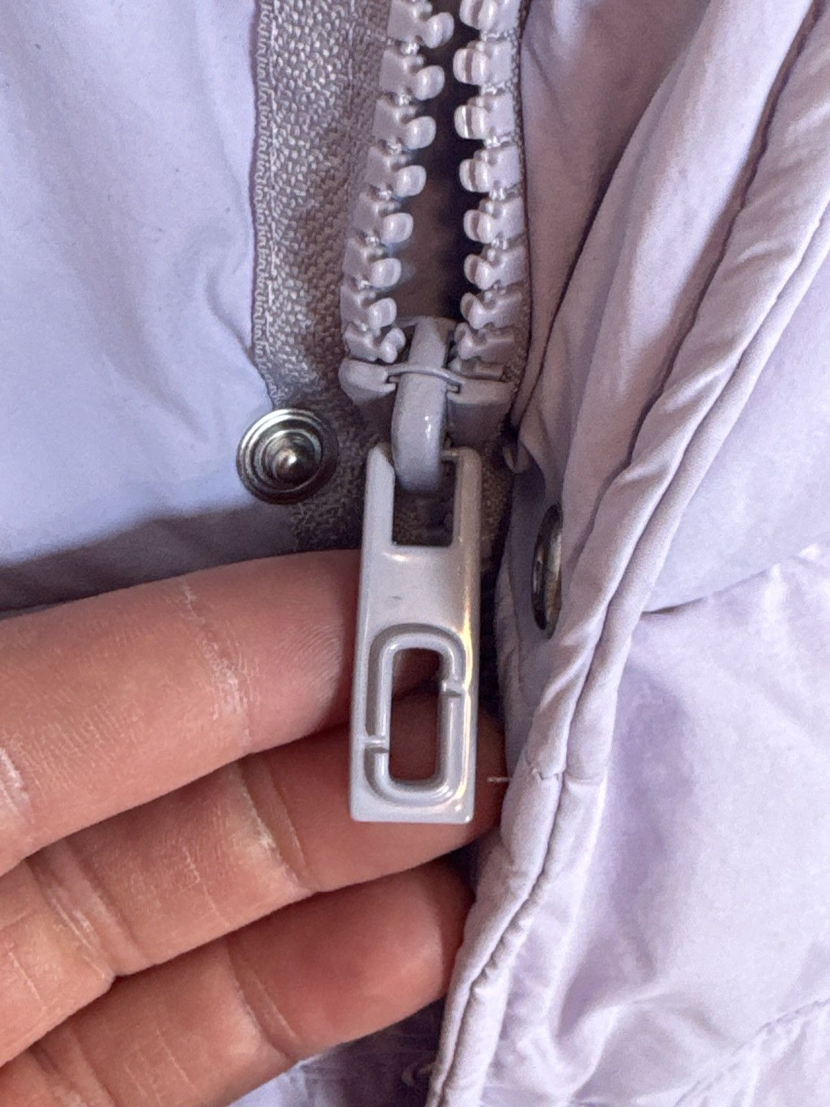 Marc Jacobs Marc Jacobs Oversized The Long Puffer Iced Lavender XXS NWT Size ONE SIZE - 5 Thumbnail