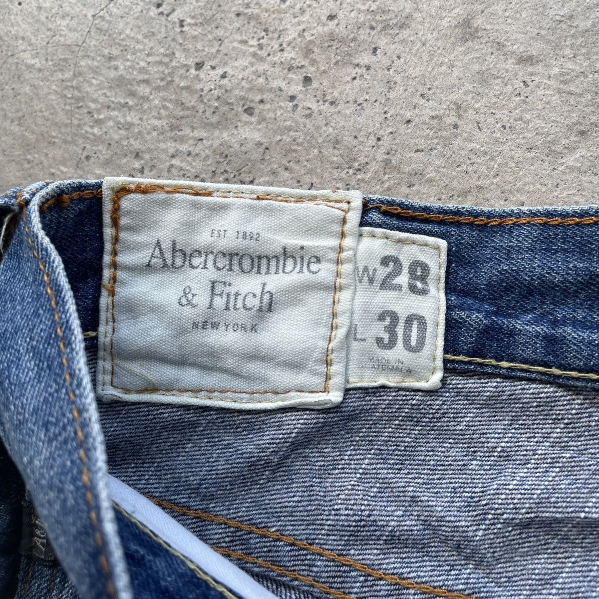Abercrombie & Fitch W30 Vintage A&F Straight Slim Faded Distressed Jeans Pants Size US 30 / EU 46 - 8 Thumbnail