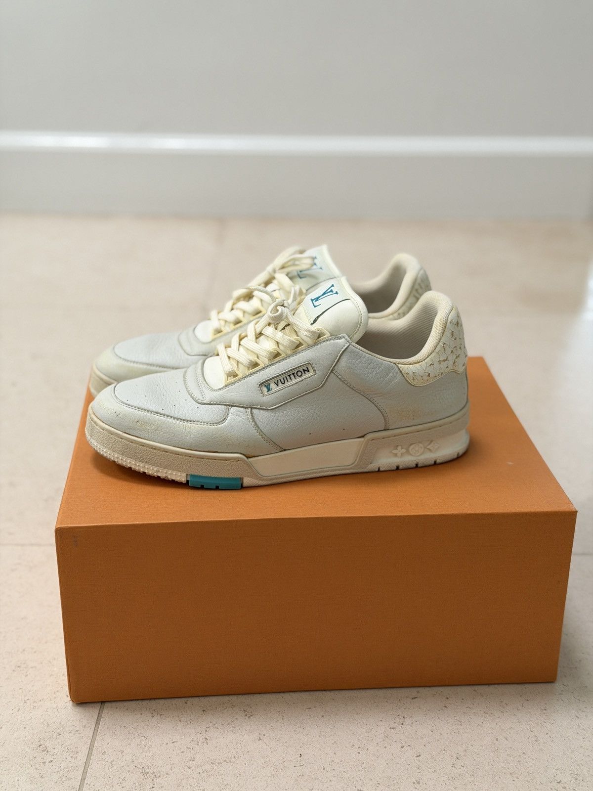 Louis Vuitton LOUIS VUITTON Trainer Sneakers Size US 9 / EU 42 - 1 Thumbnail