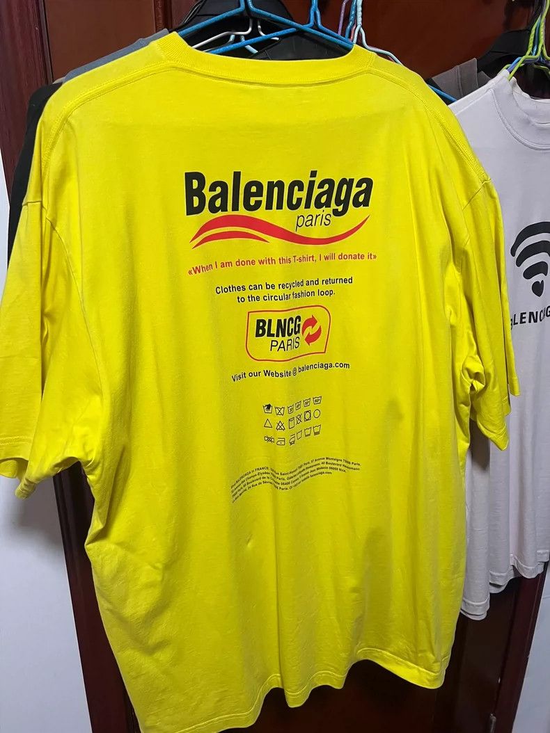Balenciaga Balenciaga Yellow environmental protection cola short slee Size US M / EU 48-50 / 2 - 3 Thumbnail