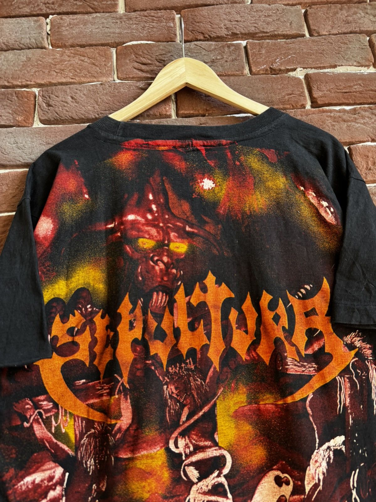 Band Tees Rare Vintage 90s Sepultura All Print Metal Band Tee Grail xl Size US XL / EU 56 / 4 - 9 Thumbnail