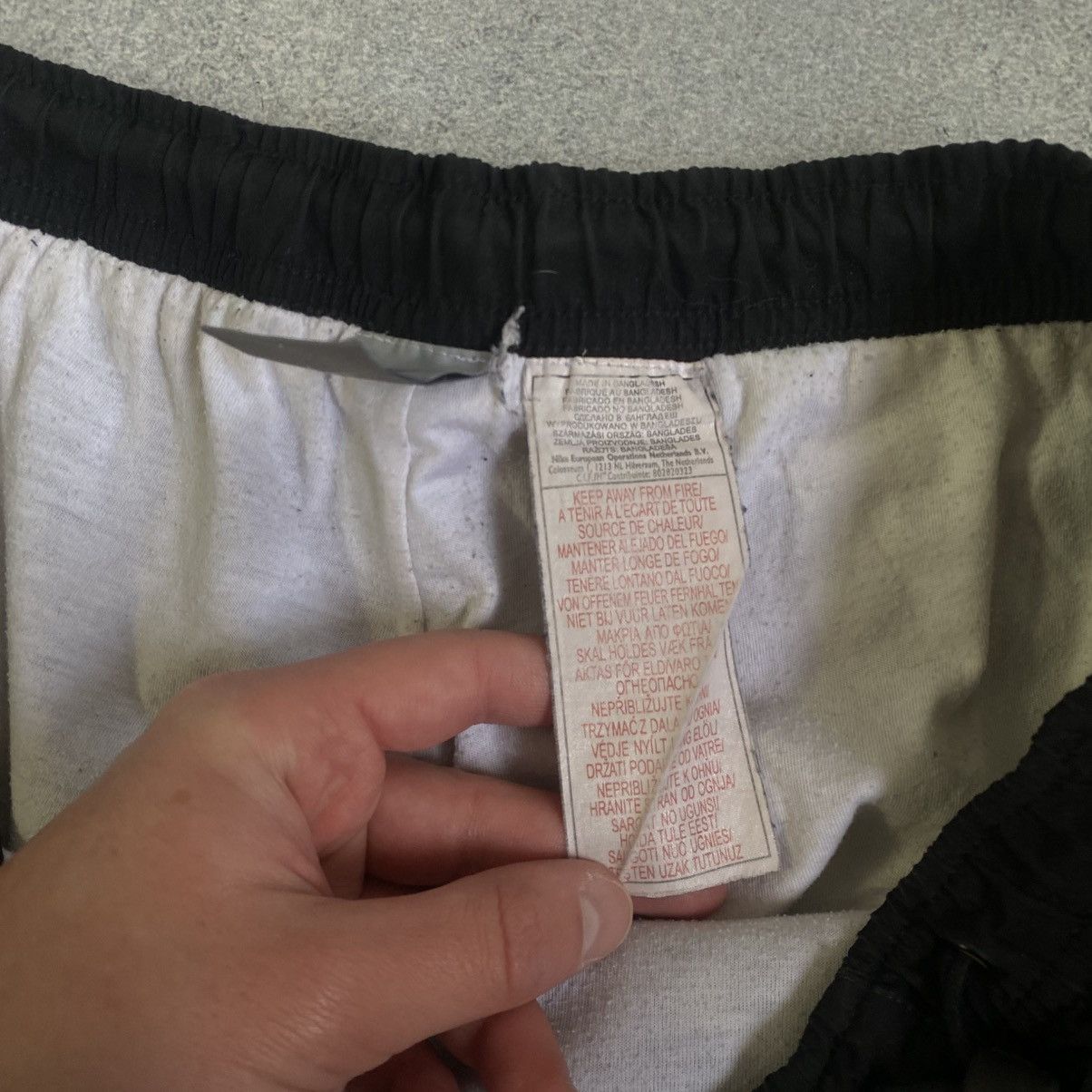 Nike Vintage Nike Track Pants Double Swoosh Y2K Baggy Sweatpants Size US 36 / EU 52 - 9 Thumbnail