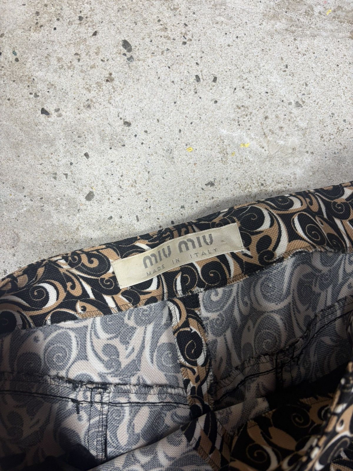 Miu Miu Miu Miu FW 2000 Abstract Geometric Print Flare Pants Bootcut Size 27" / US 4 / IT 40 - 3 Thumbnail