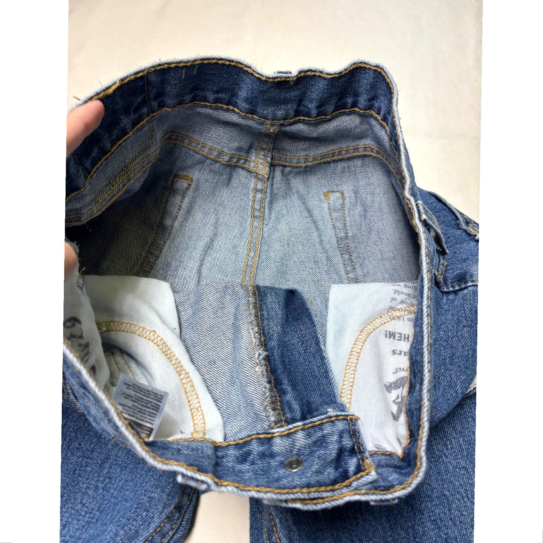 Denime VINTAGE Levi Strauss 505 Jeans Mens Straight Denim Blue 34x29 Regular Waist 34 Inseam 29 Size US 34 / EU 50 - 4 Thumbnail