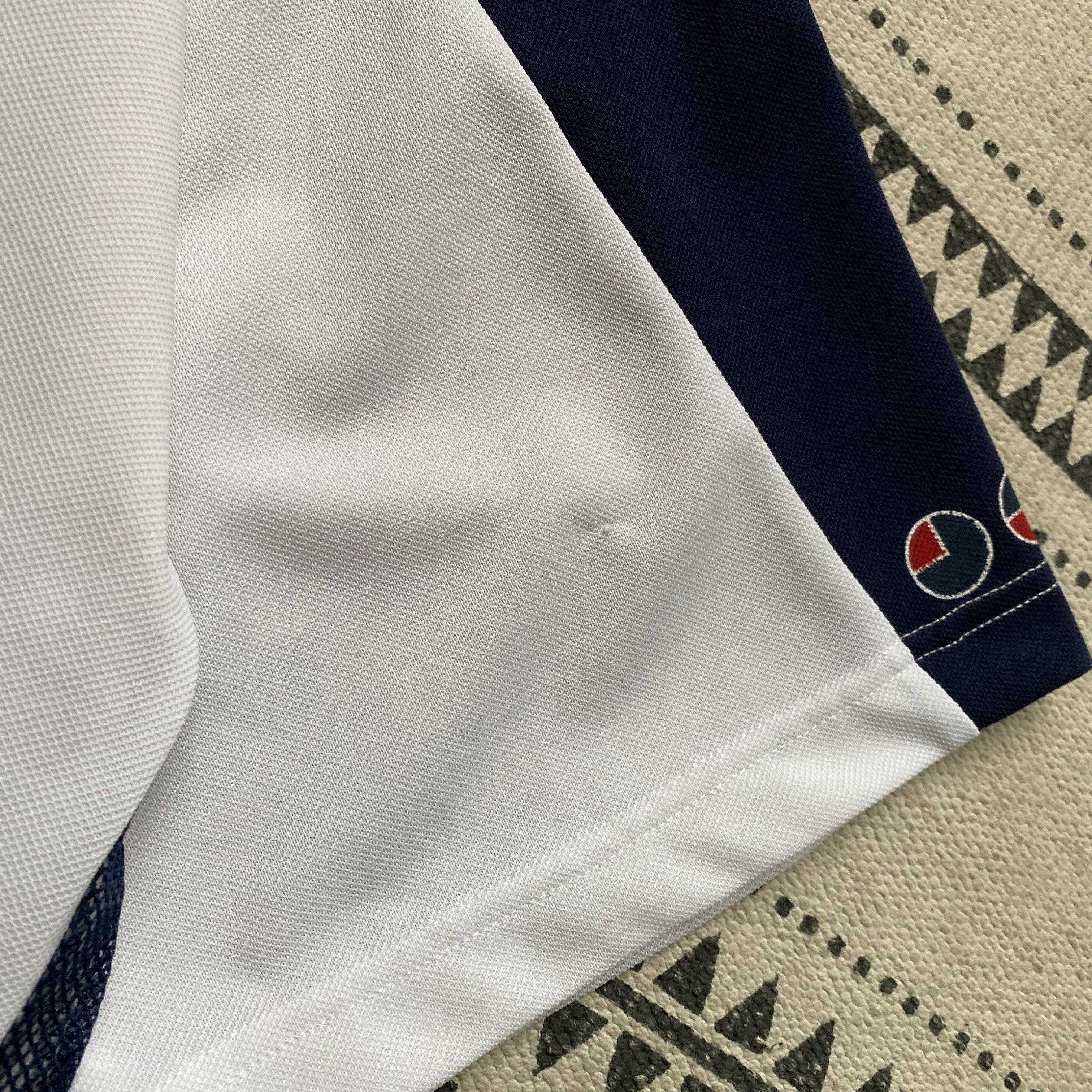 Umbro Drill Vintage 90s Umbro jersey tee Center logo Blockore Size US XXL / EU 58 / 5 - 9 Thumbnail
