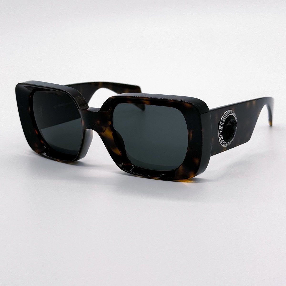 Versace NEW VERSACE VE4473U 108/87 SUNGLASSES VERSACE MOD 4473U Size ONE SIZE - 1 Thumbnail