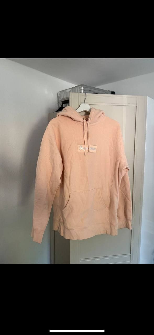 Supreme Sweatshirt Boxlogo Peach Size US L / EU 52-54 / 3 - 1 Thumbnail